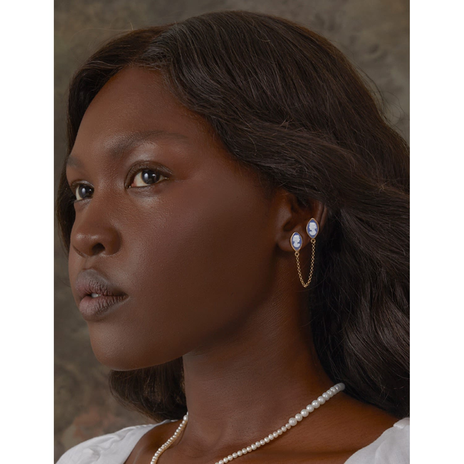 Little Lovelies Gold-Plated Blue Cameo Single Earring