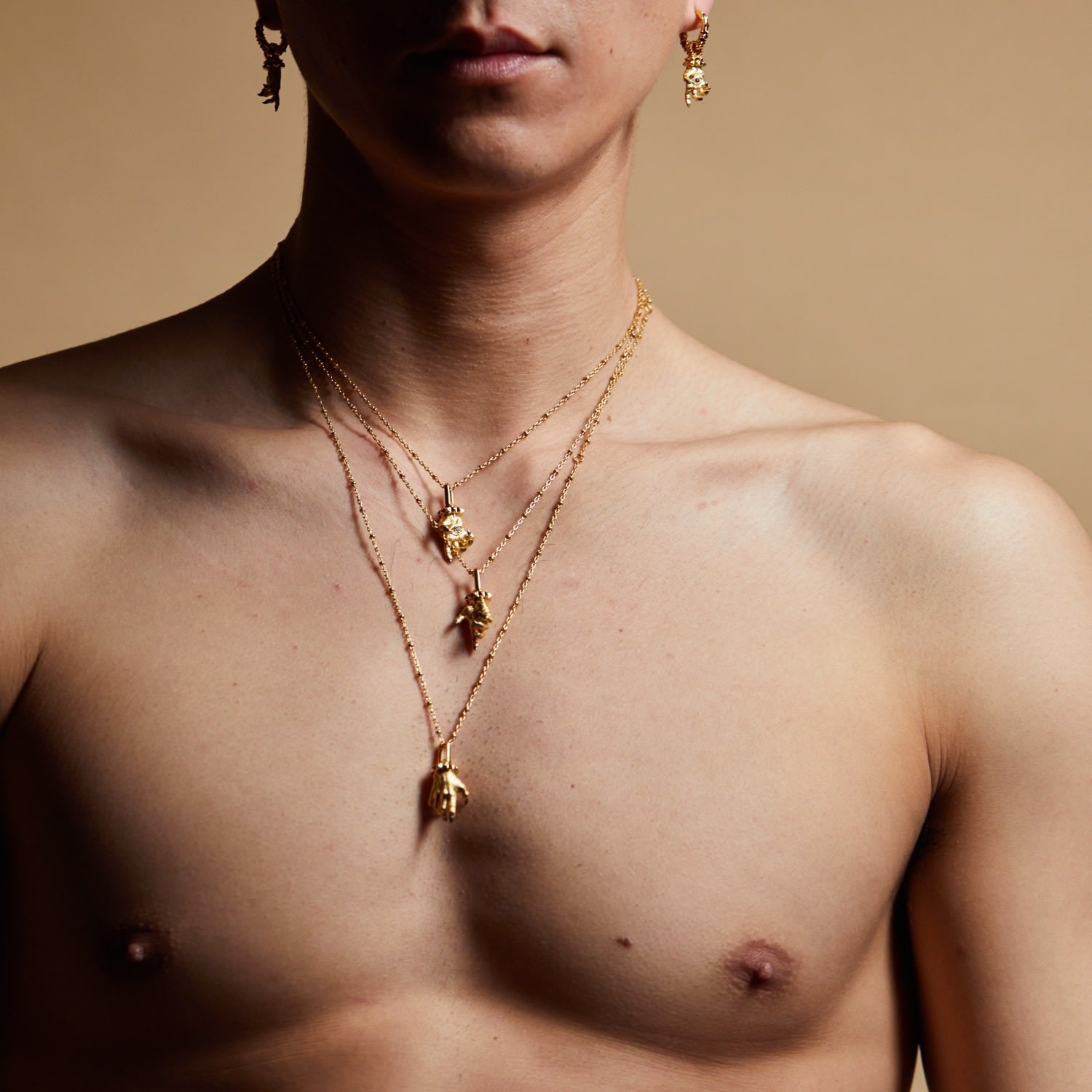 Hand Of The Protector Pendant - September - Sapphire - Gold Vermeil