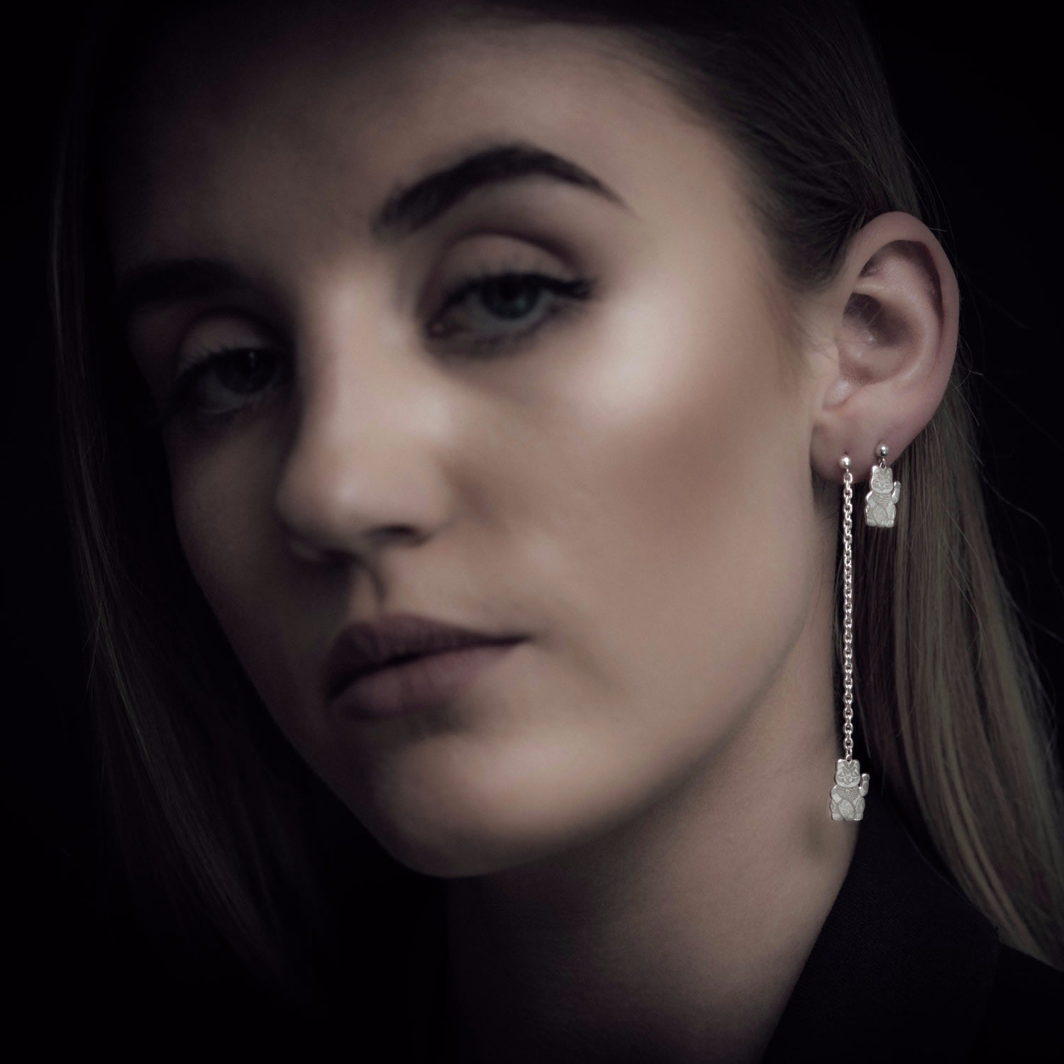 Silver Lucky Cat Single Short Drop Earring