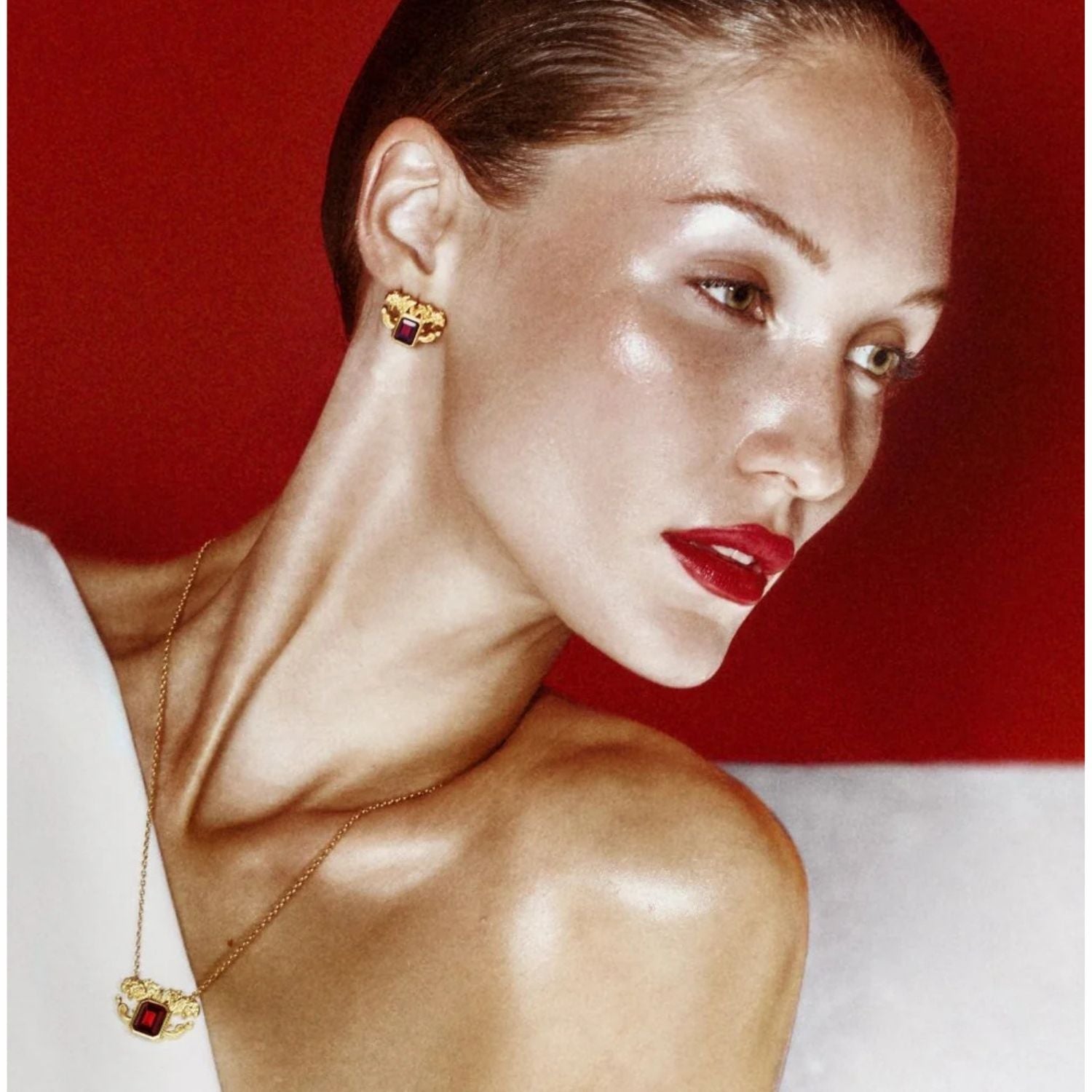 Paris Red Neclace -Limited Edition