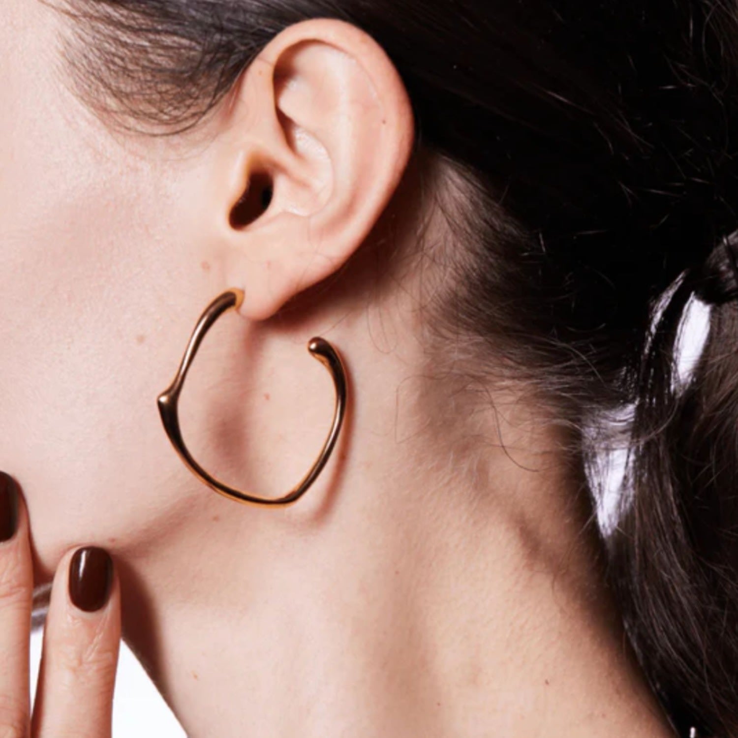 Heradi Wave Gold Hoop Earrings