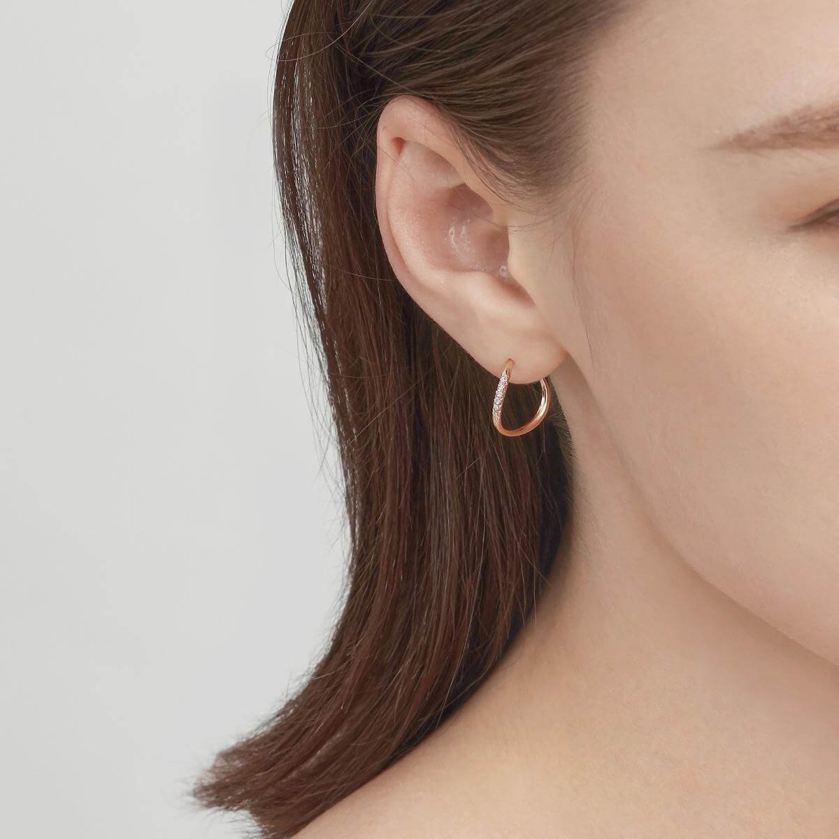 form-18k-rose-gold-diamond-earrings