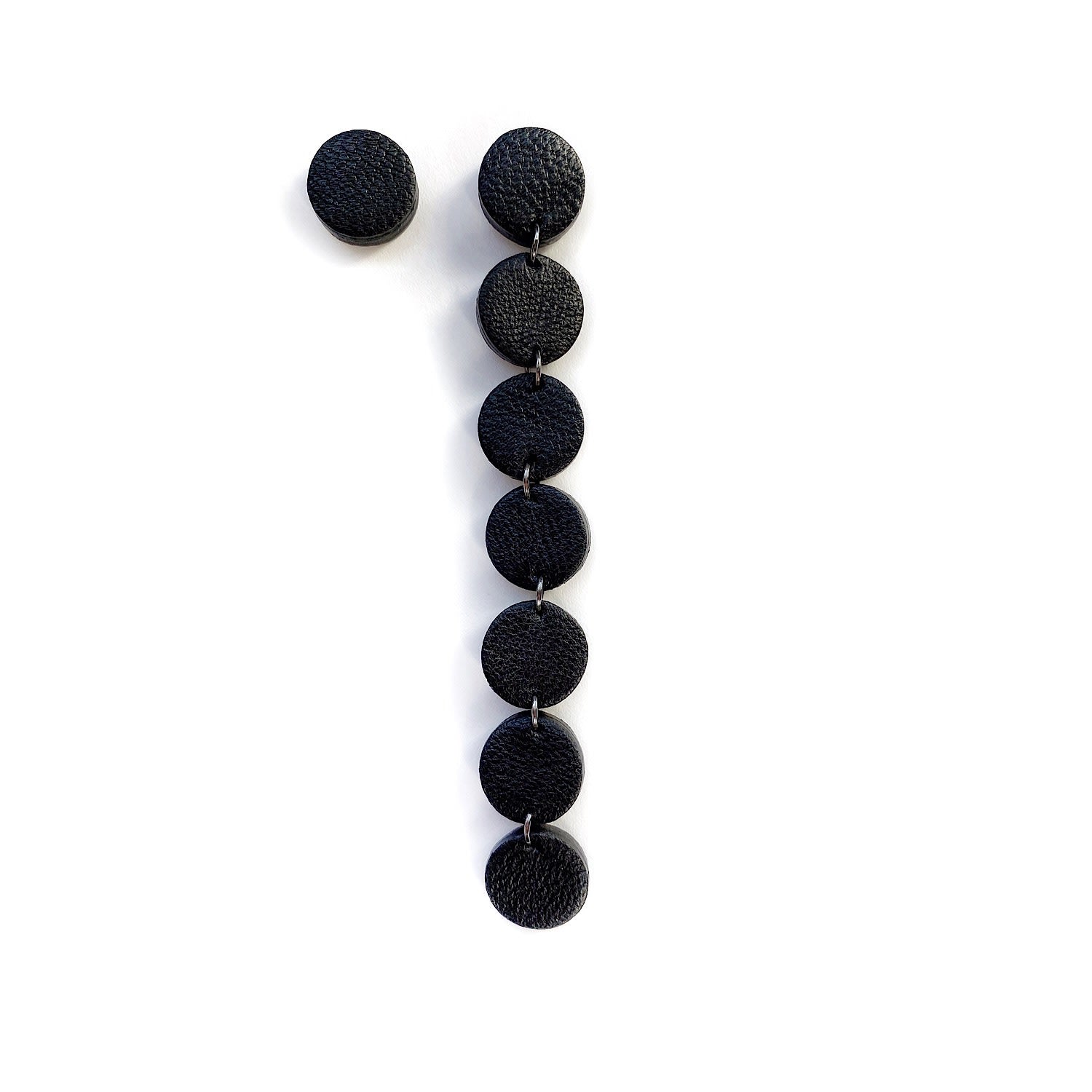 Single Dangle Leather Earring In Black