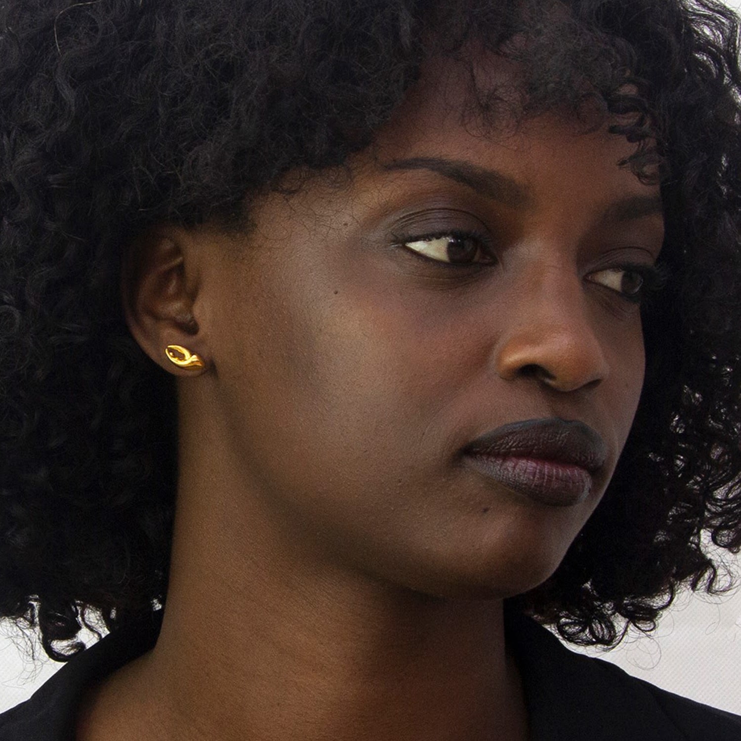 18Kt Gold Plated Crab Claw Stud