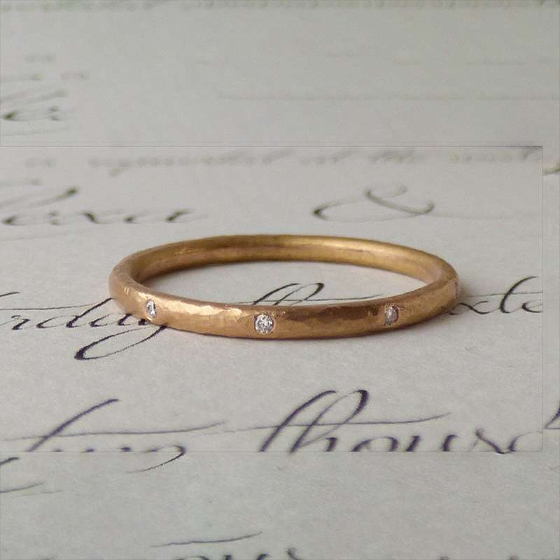 Honey-Diamond — CanadaMark Diamond Wedding Band in 18ct Fairmined Gold
