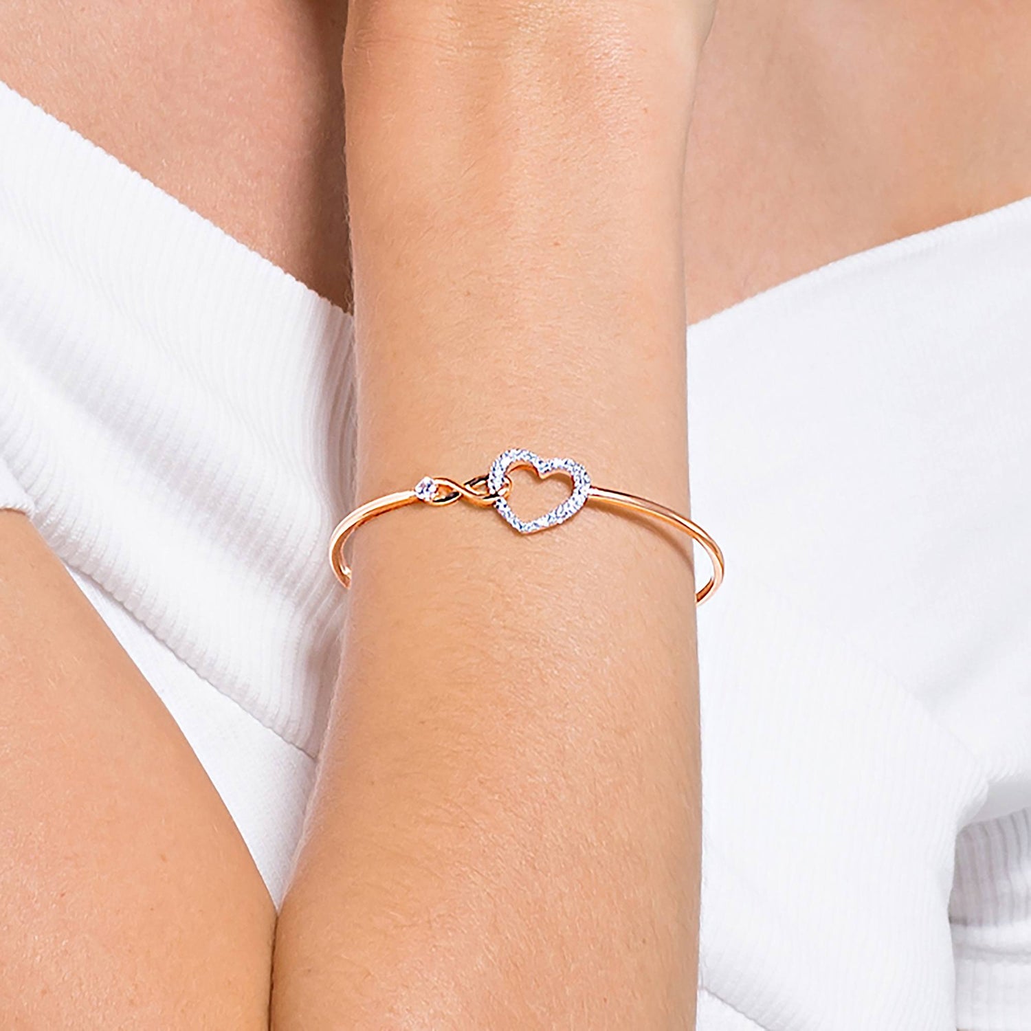 hyperbola-bangle-swarovski