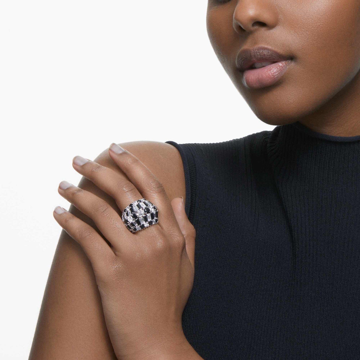 hyperbola-cocktail-ring-swarovski