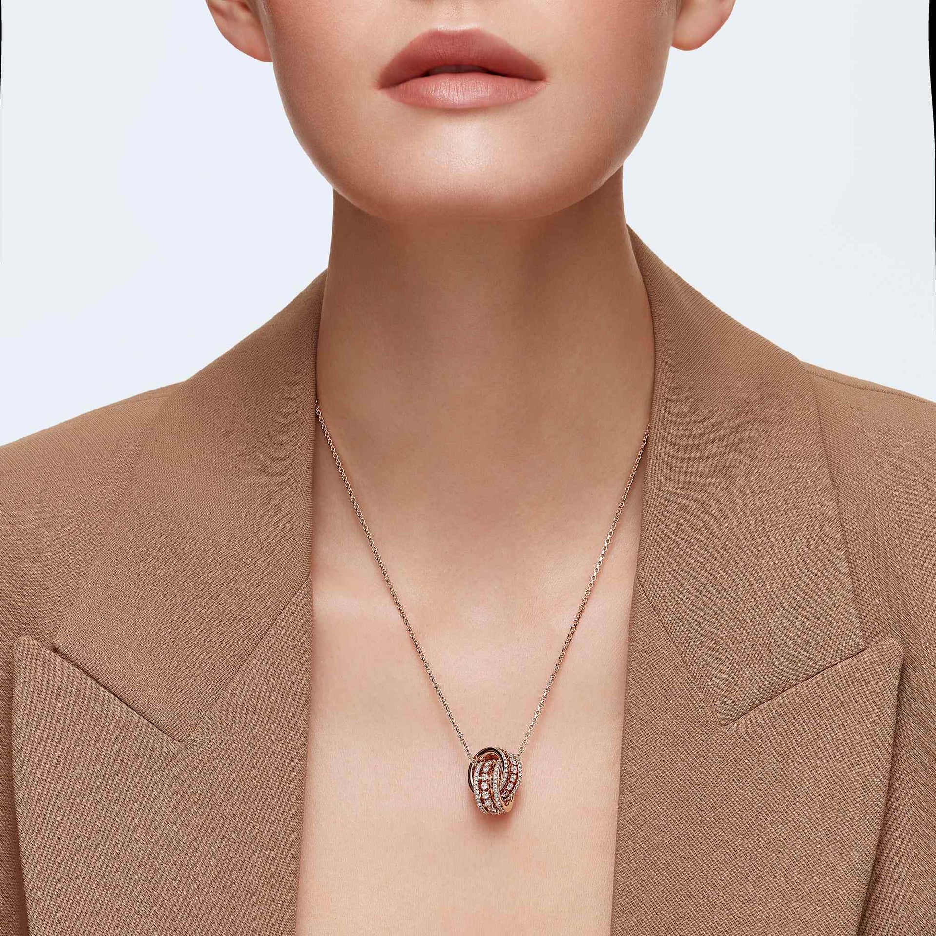 hyperbola-pendant-swarovski