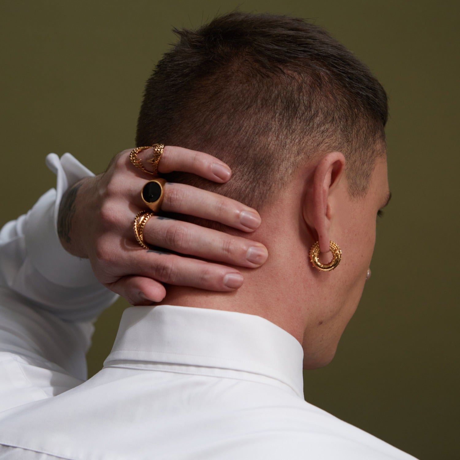 Small Hoop Earring Gold