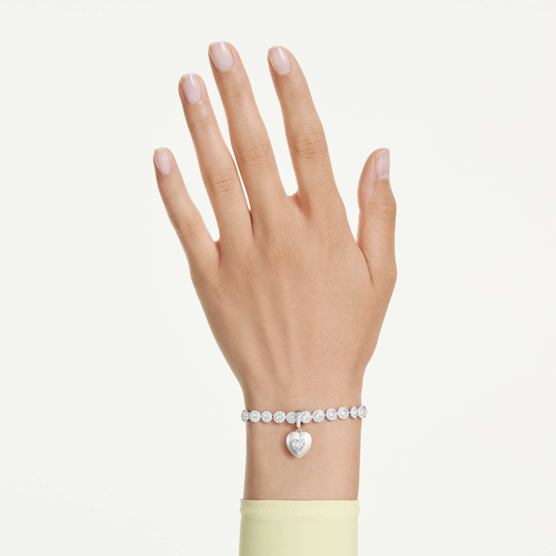 IDYLLIA CHARM MIXED CUTS PEARL COLORED COATING HEART WHITE RHODIUM PLATED