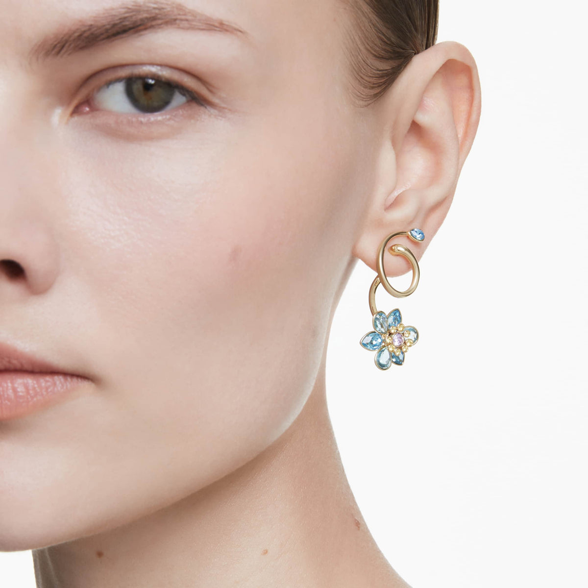 IDYLLIA DROP EARRINGS ASYMMETRICAL DESIGN MIXED CUTS FLOWER MULTICOLORED GOLD TONE PLATED