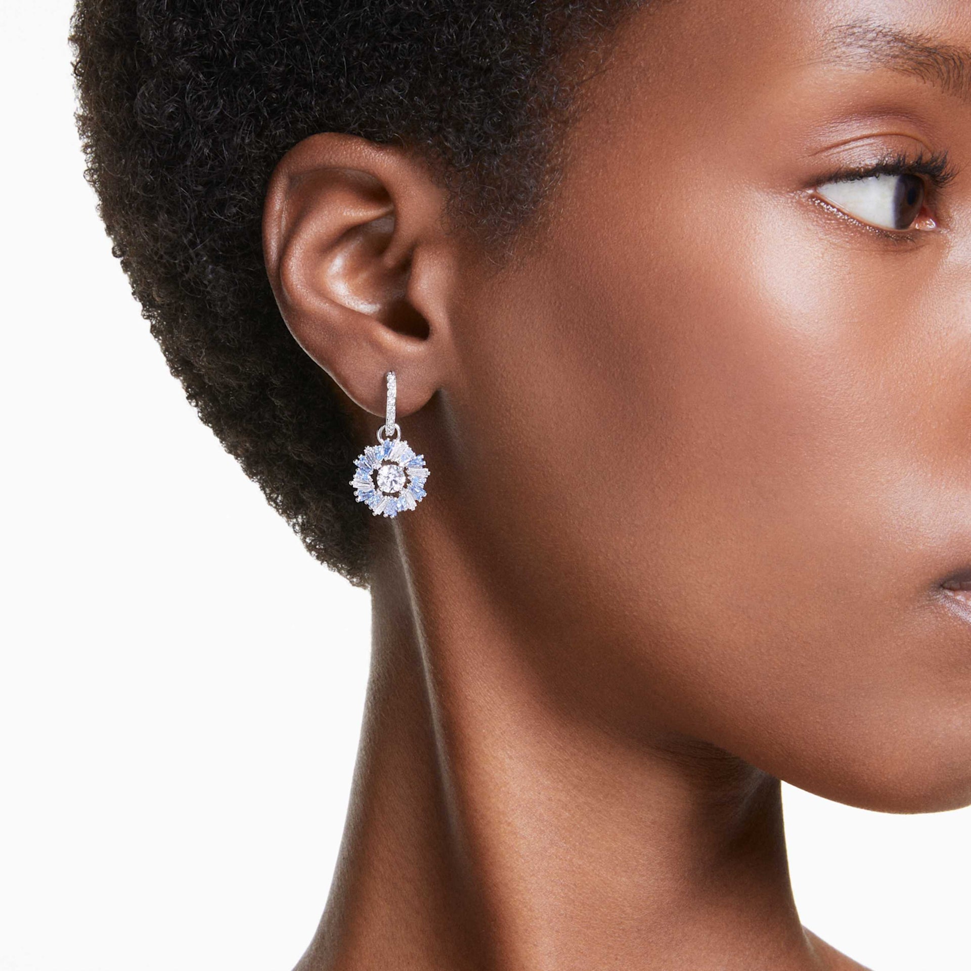 IDYLLIA DROP EARRINGS MIXED CUTS FLOWER BLUE RHODIUM PLATED