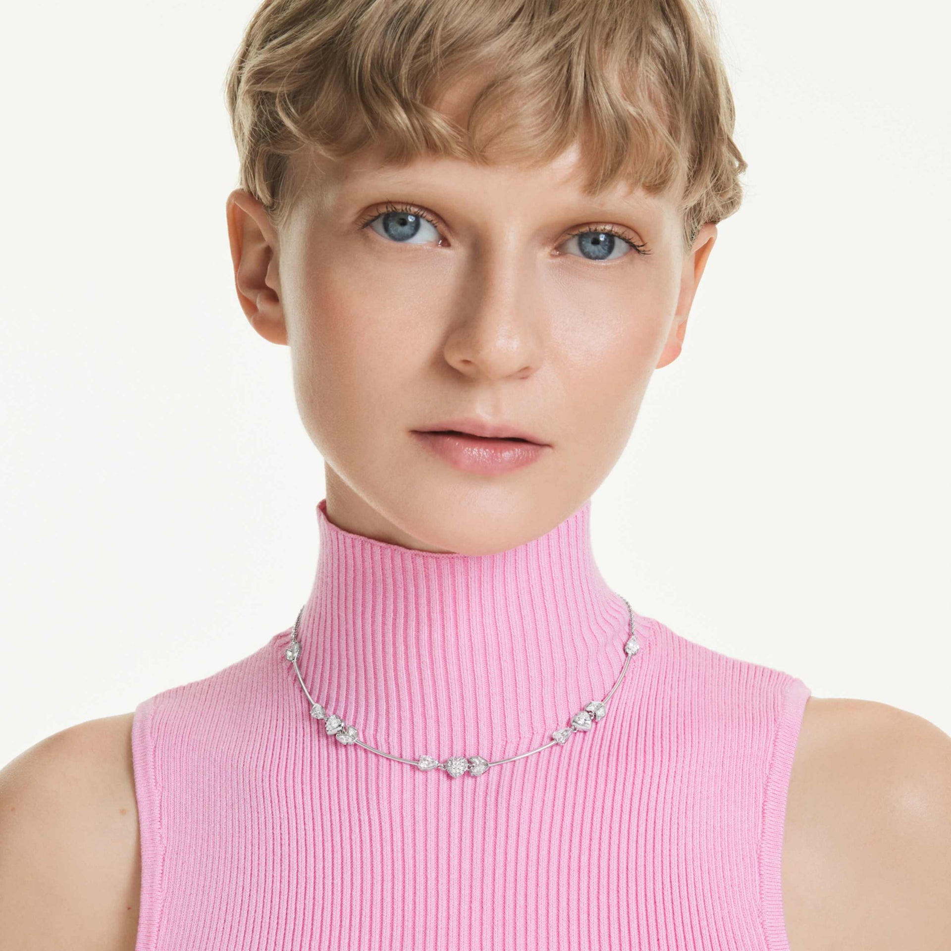 IDYLLIA NECKLACE HEART WITH ARROW WHITE RHODIUM PLATED