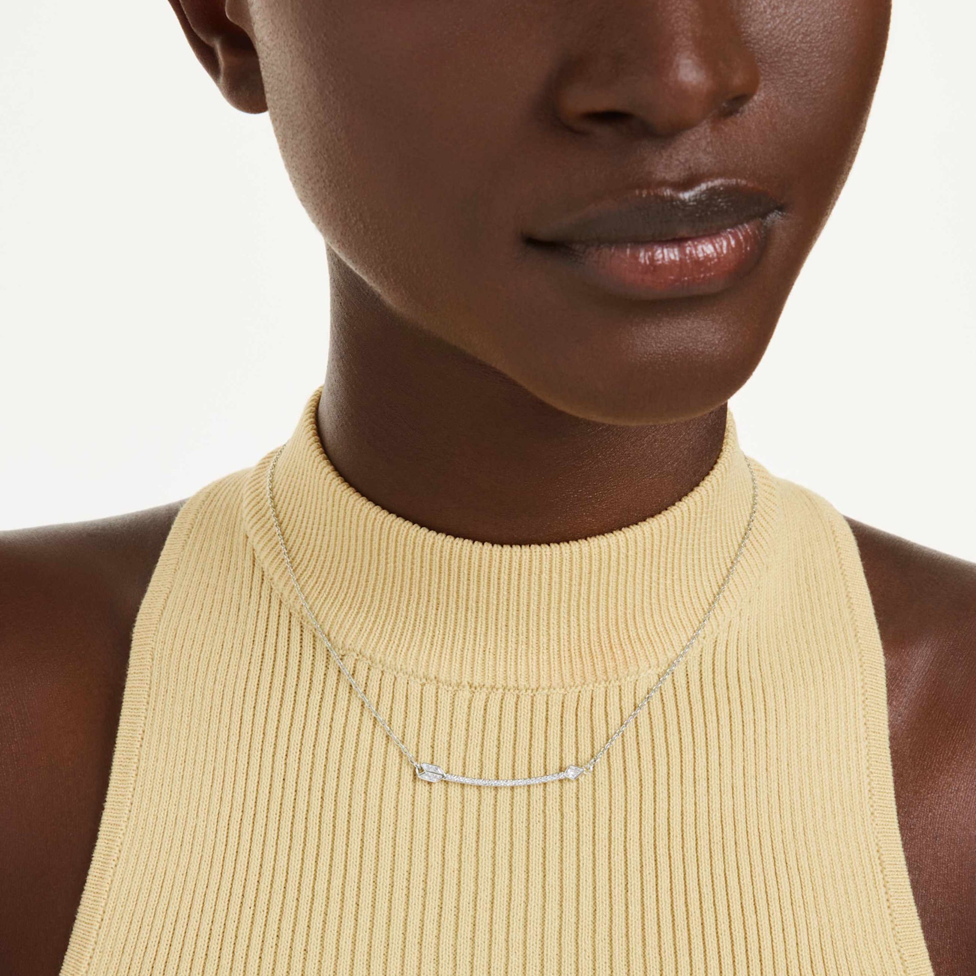 IDYLLIA PENDANT MIXED CUTS ARROW WHITE RHODIUM PLATED