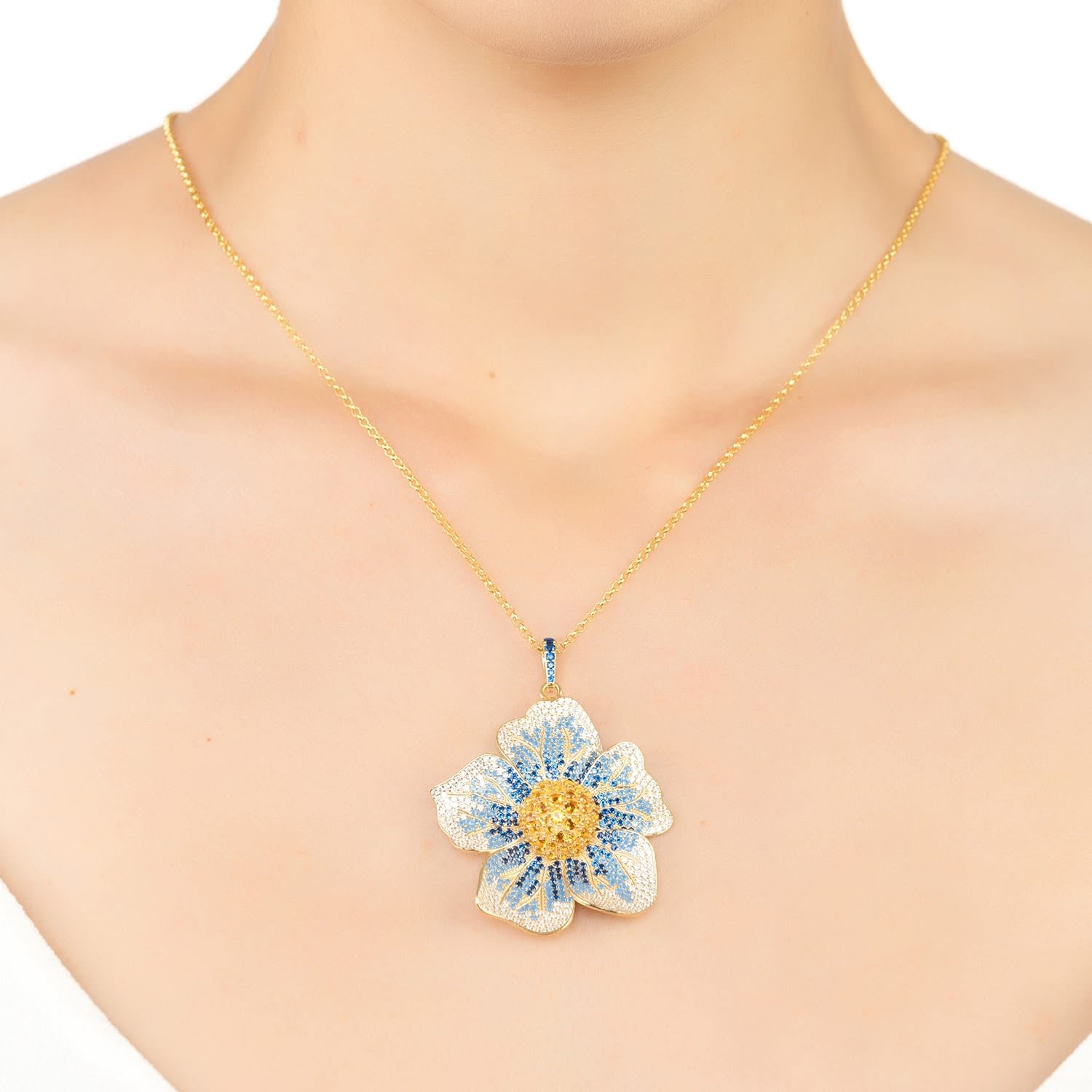Pansy Blue Necklace Gold