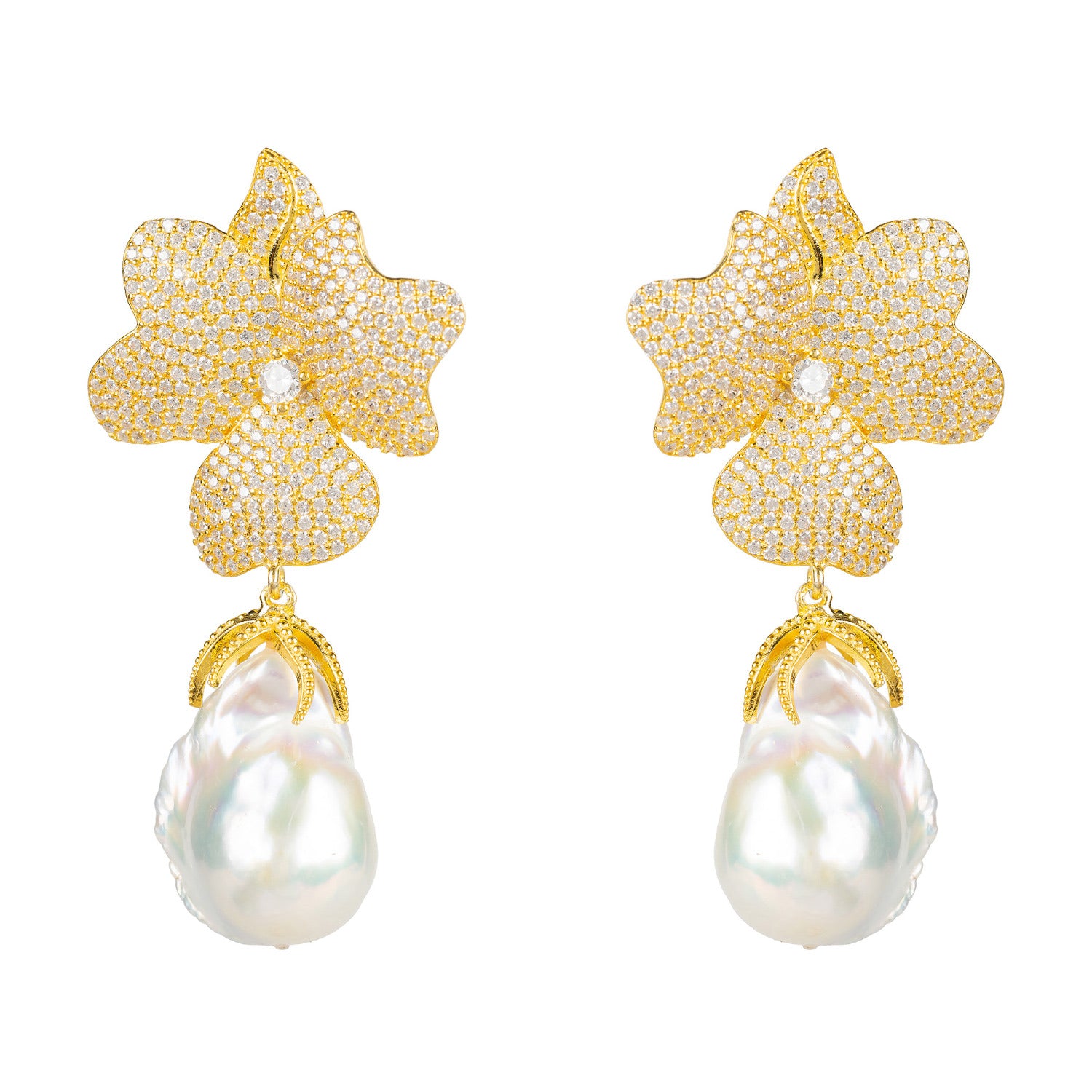 Baroque Pearl White Flower Earring Yellow Gold