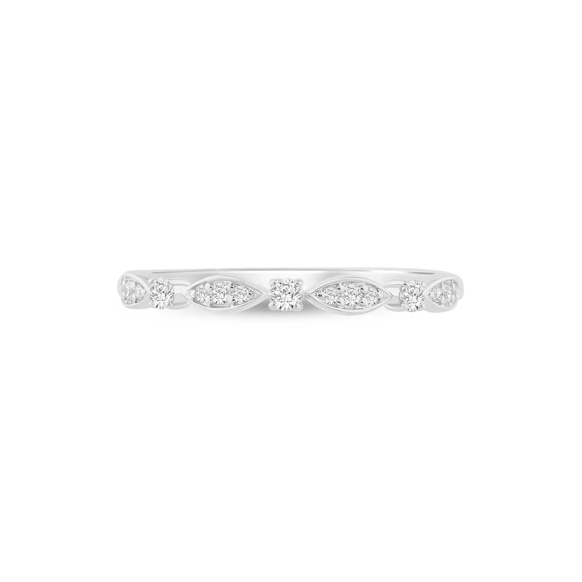 1/8 CT. Tw. Stacking Ring with Scalloped Band 10K White Gold Round Brilliant Cut Size 6 1mm