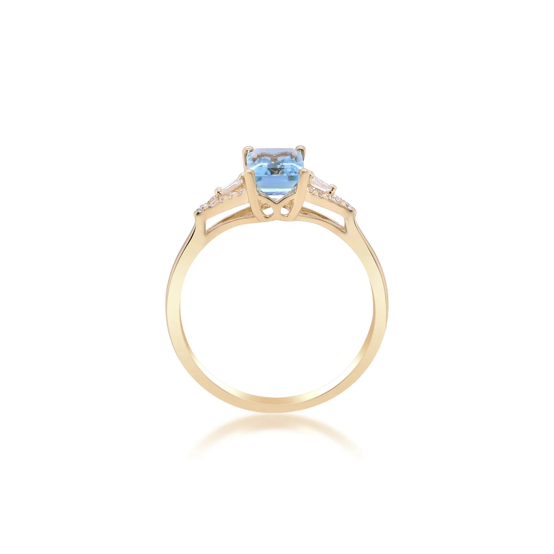 Aquamarine and Diamond Accent Ring 10K Yellow Gold Round Brilliant Cut Size 8 2mm