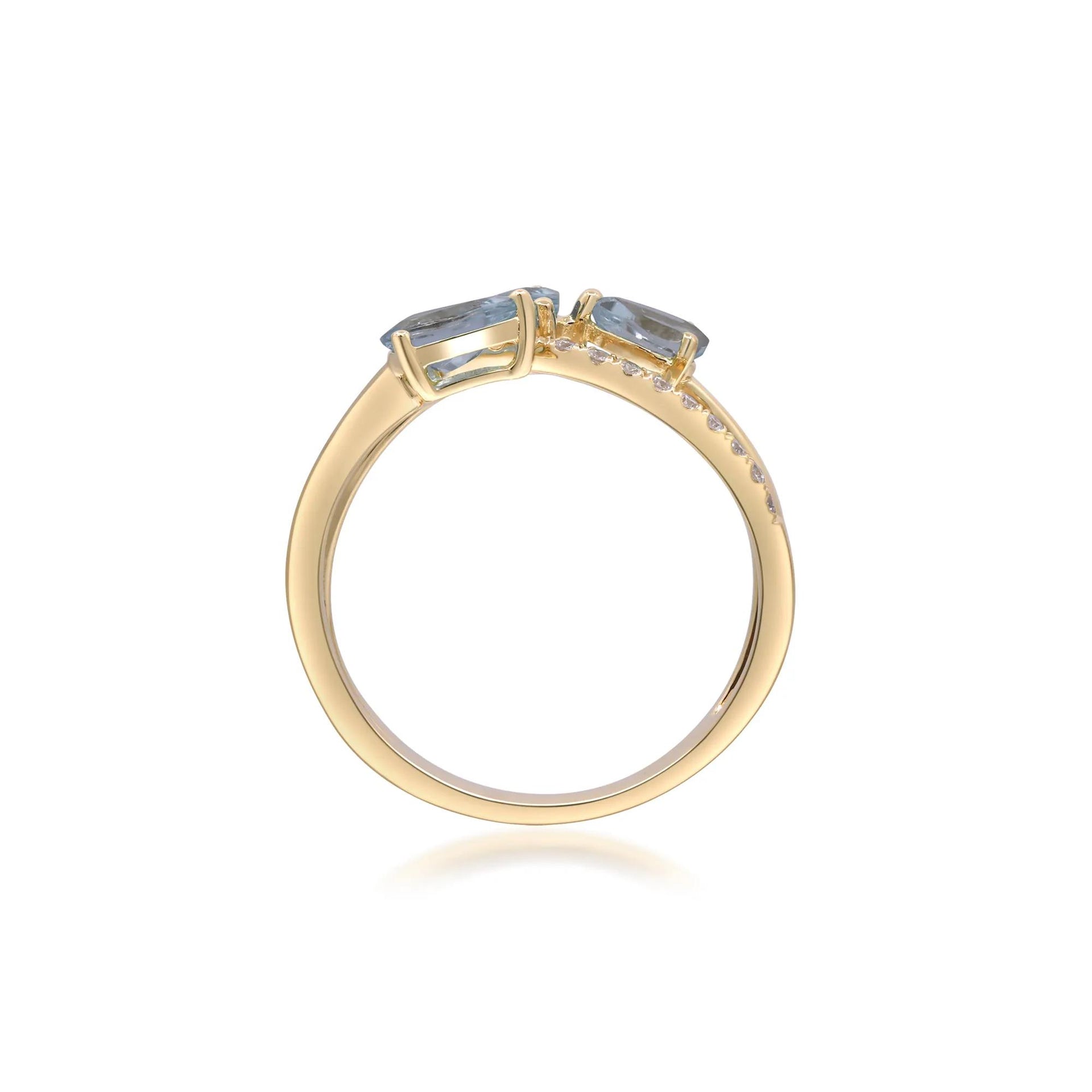 1/7 CT. Tw. Aquamarine and Diamond Ring 10K Yellow Gold Size 6 2mm