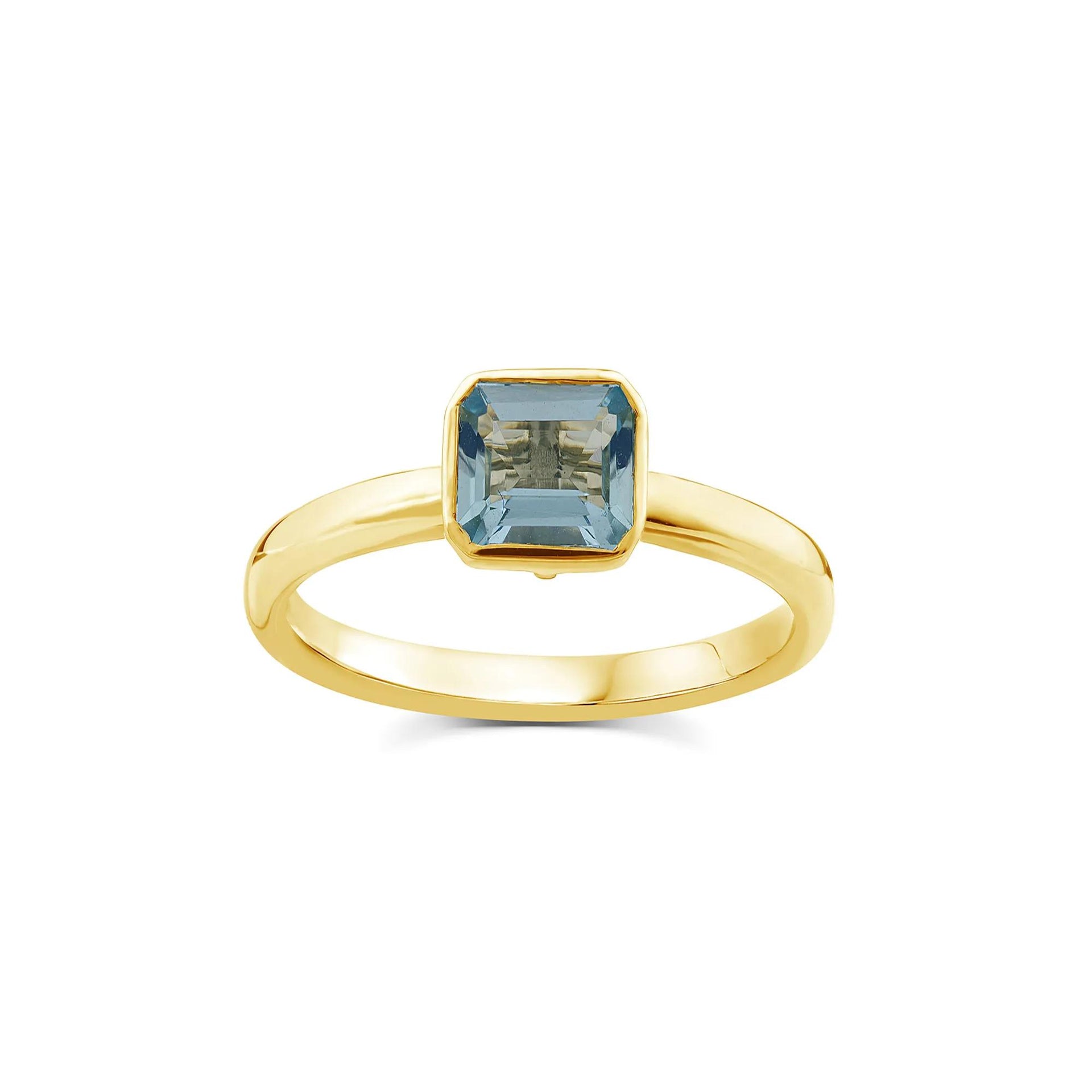 Aquamarine Bezel Fashion Ring 10K Yellow Gold Size 9 1.5mm