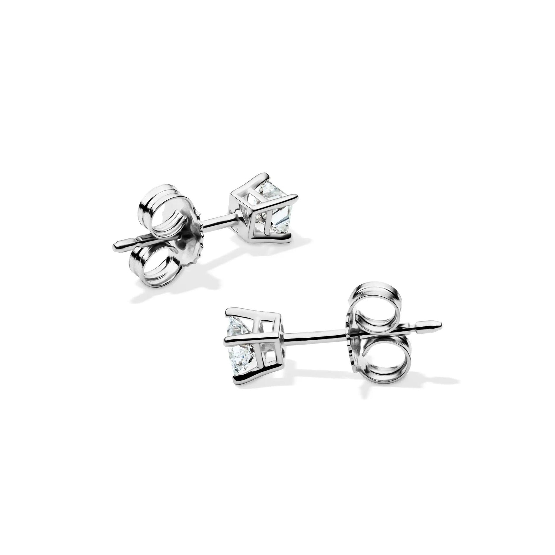 1/4 CT. Tw. Diamond 4-Prong Stud Earrings 10K White Gold Size 2.90mm