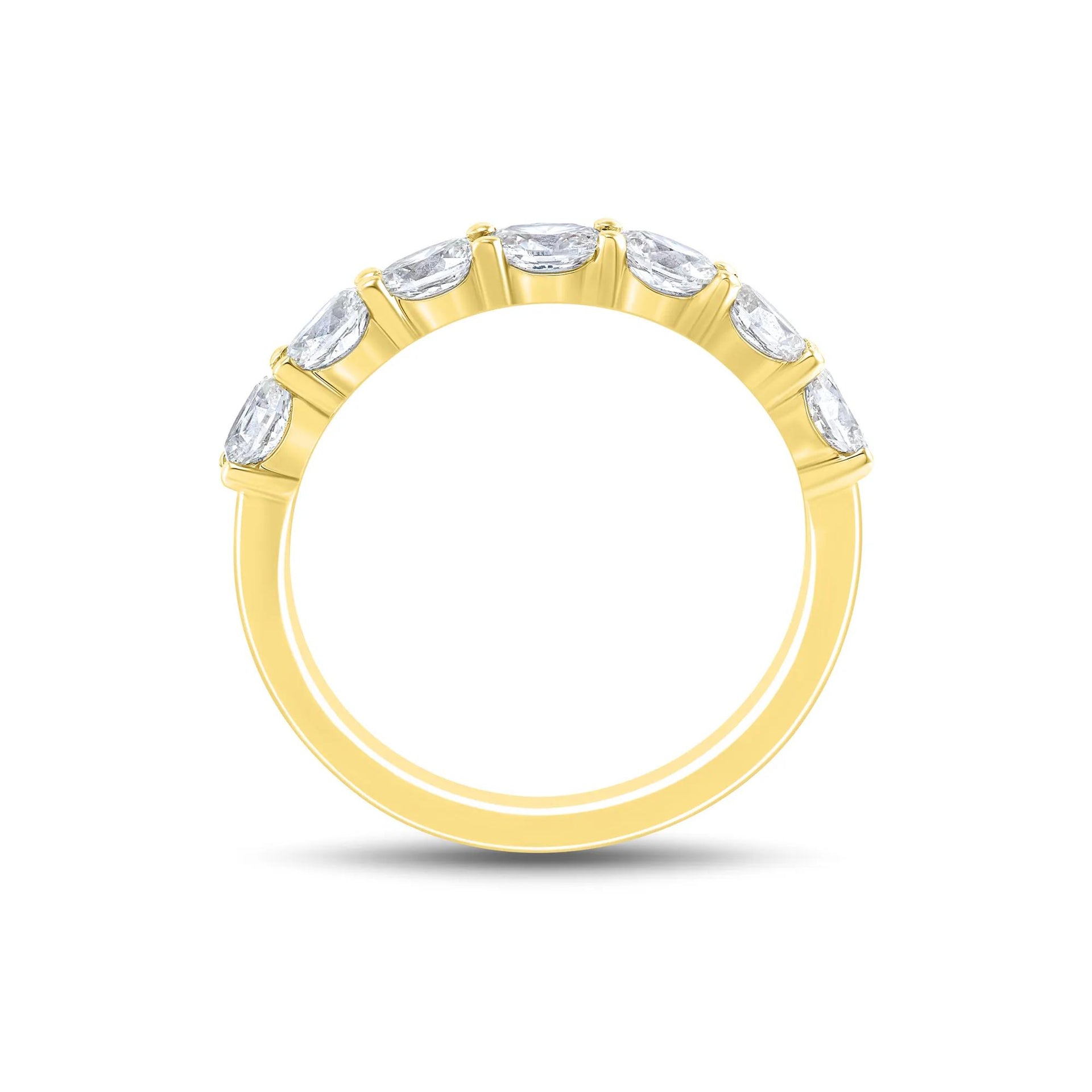 1 CT. Tw. Diamond Band Ring 10K Yellow Gold Size 8 1mm