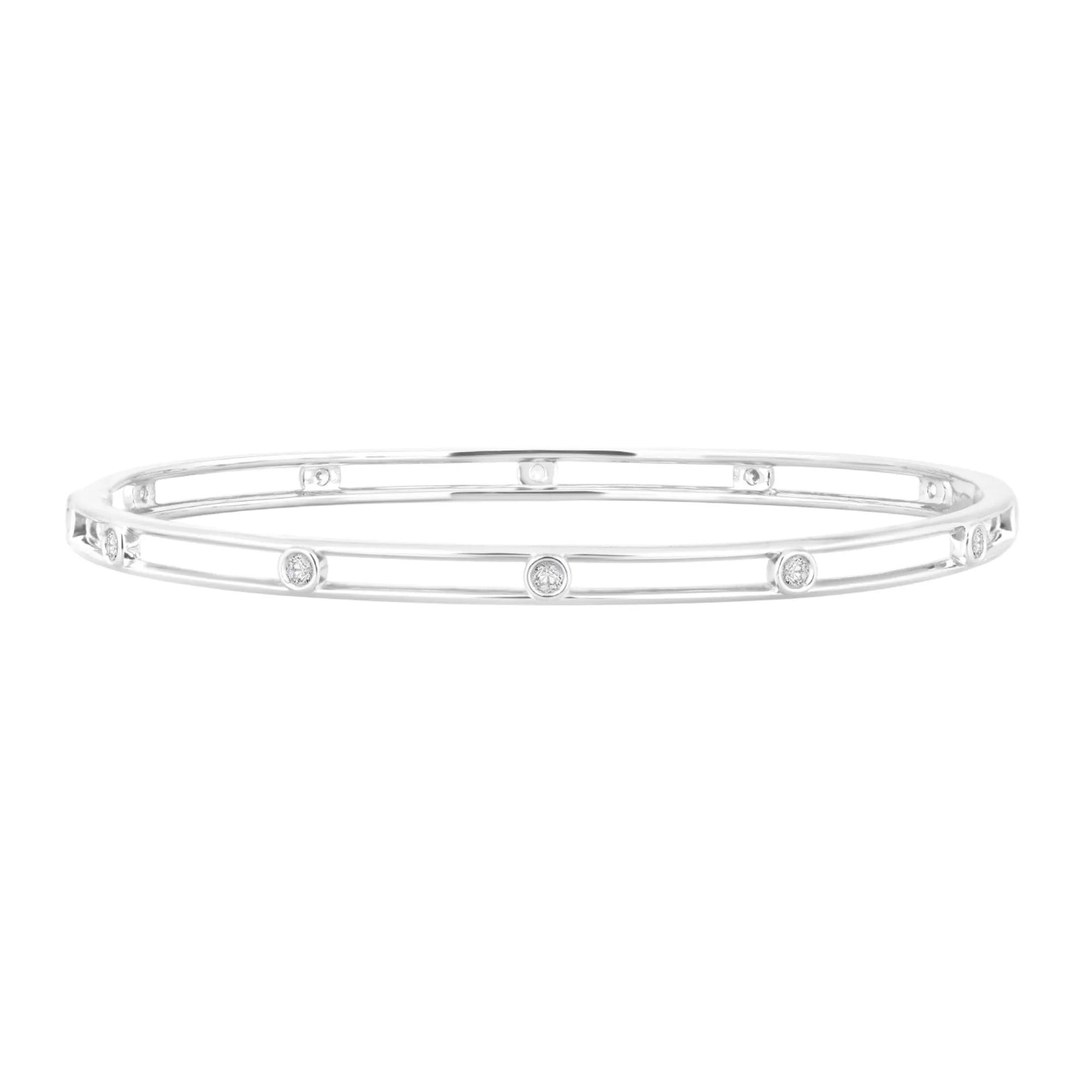 1/4 CT. Tw. Diamond Bracelet 10K White Gold Size 67.00mm