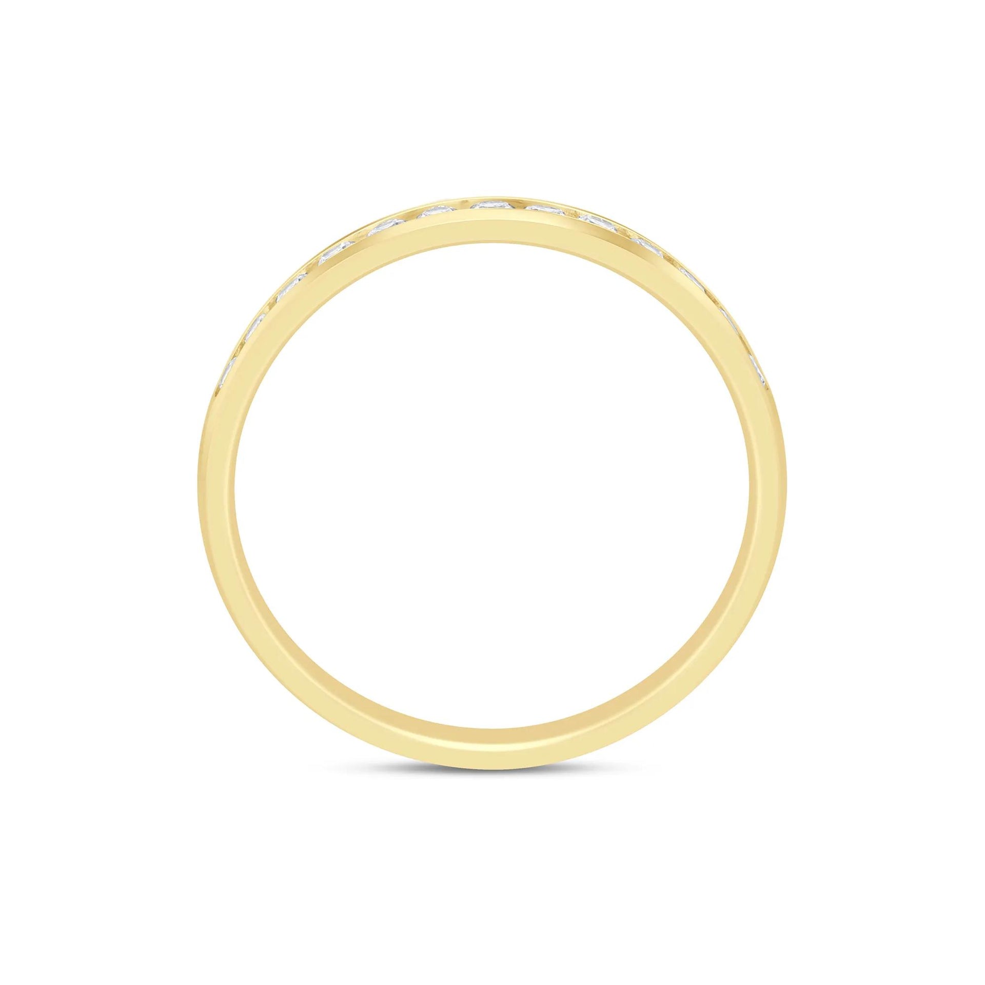 1/4 CT. Tw. Diamond Channel Band Ring 14K Yellow Gold Round Brilliant Cut Size 6.5 2mm