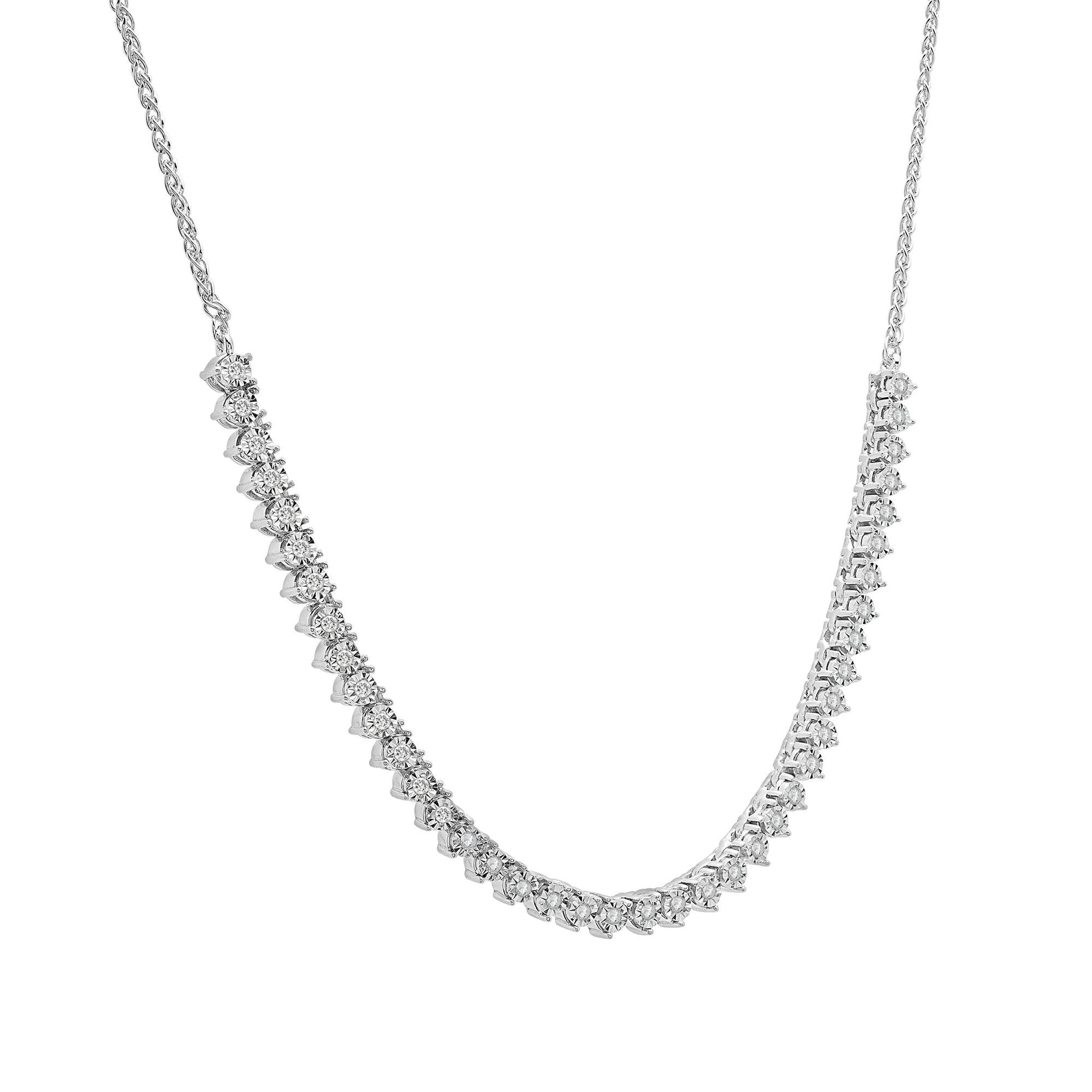 1/4 CT. Tw. Diamond Illusion Necklace .925 Sterling Silver White Size 18"