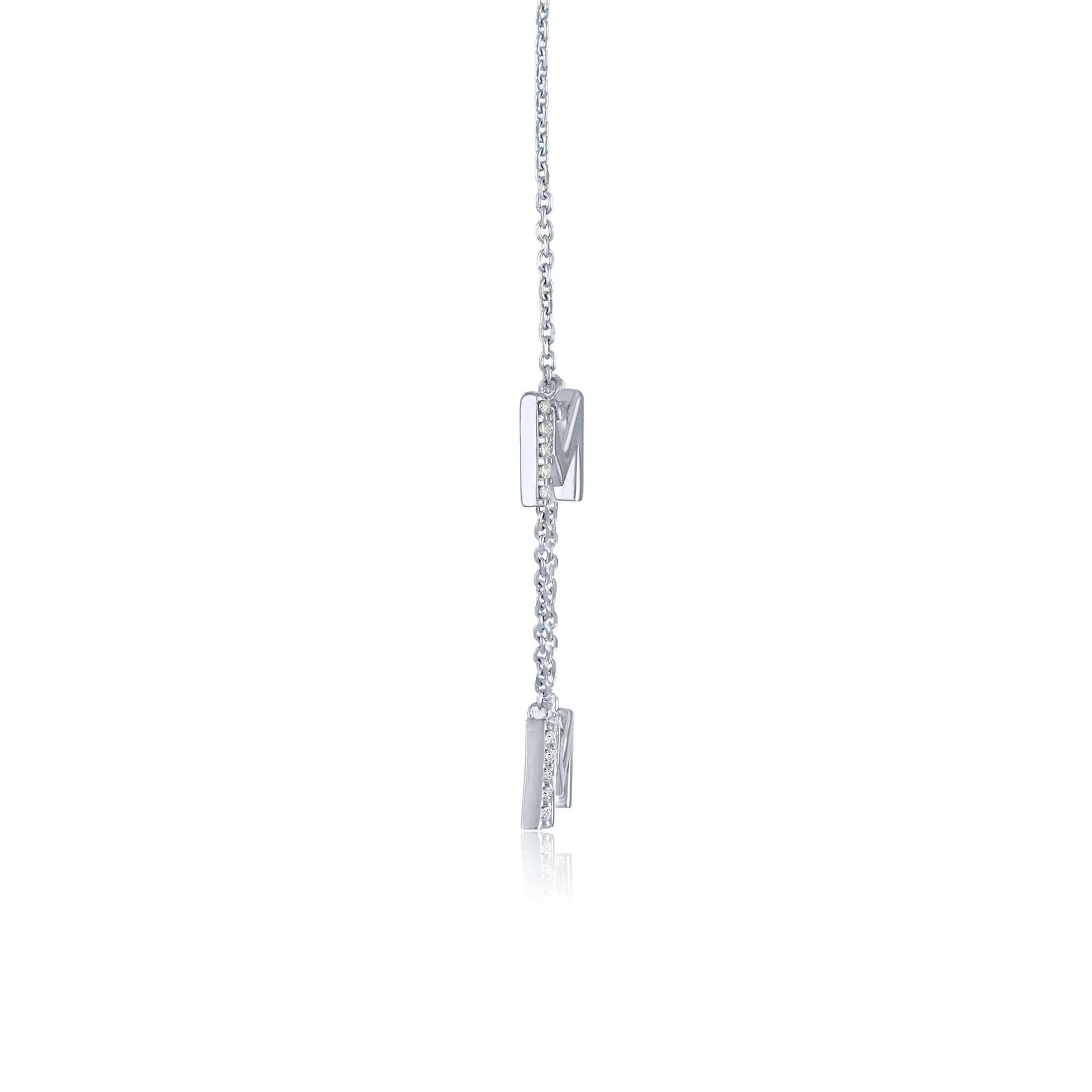 1/10 CT. Tw. Diamond Mama Necklace .925 Sterling Silver White Size 18"