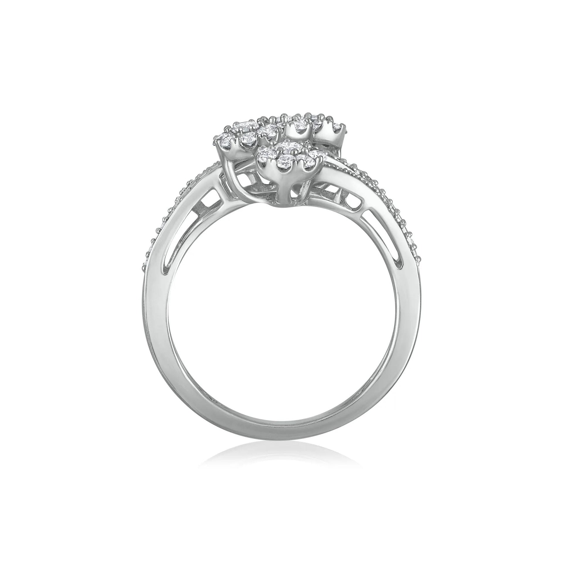 1 CT. Tw. Diamond Swirl Ring 10K White Gold Round Brilliant Cut Size 8 2.5mm