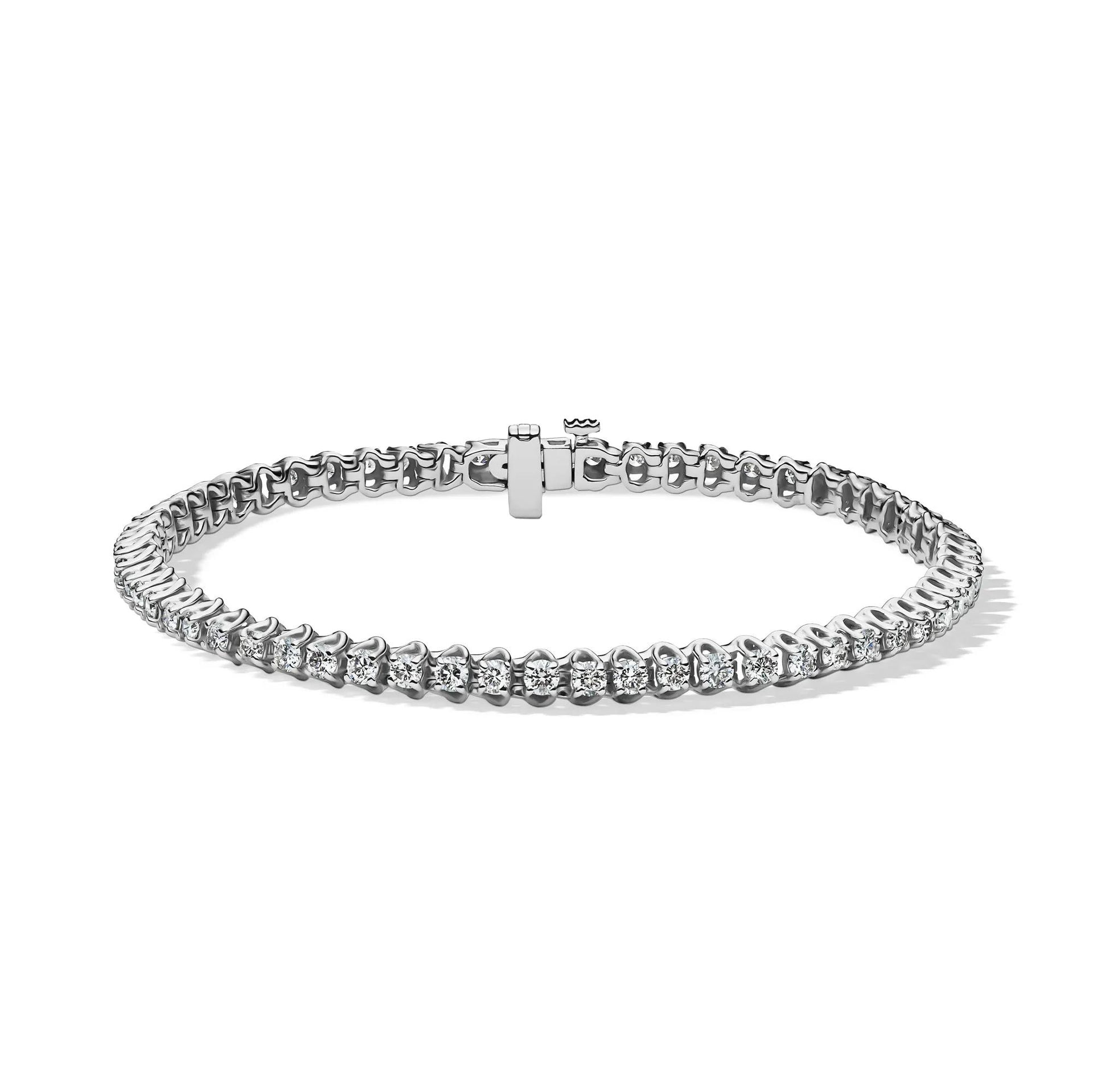 3 CT. Tw. Diamond Tennis Bracelet 10K White Gold Size 7"