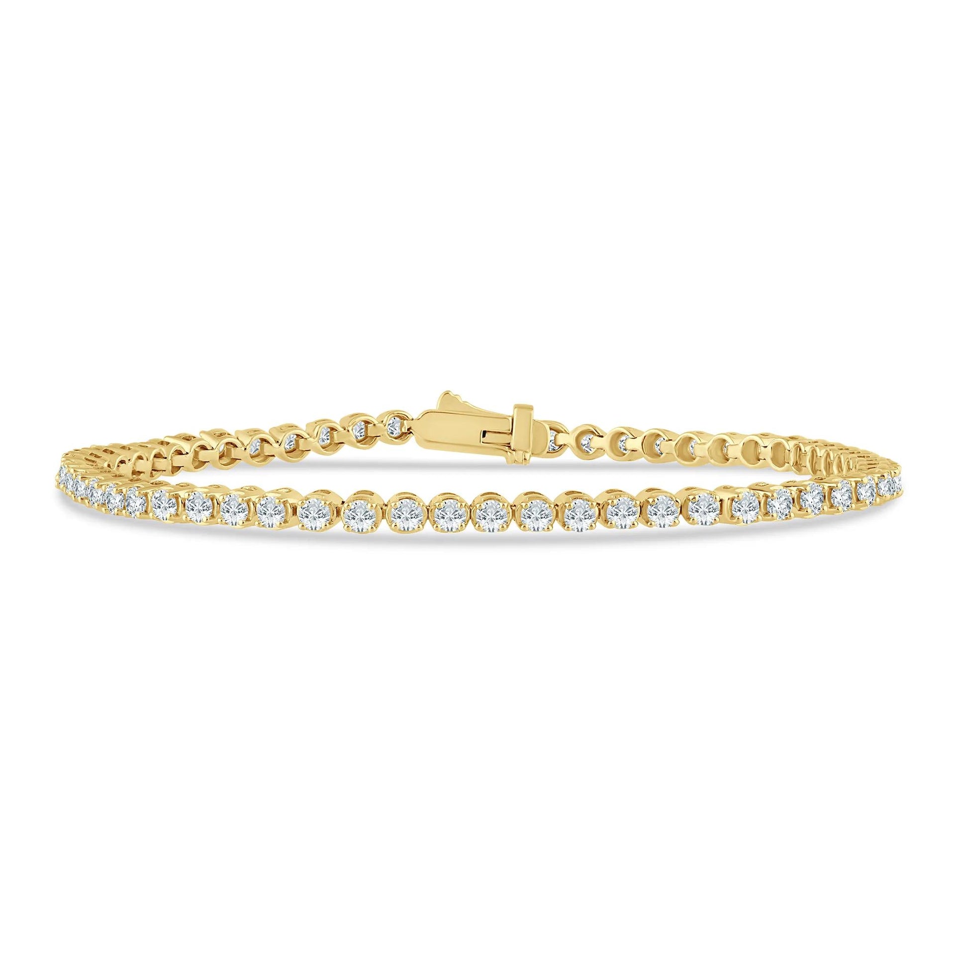 3 CT. Tw. Diamond Tennis Bracelet 10K Yellow Gold Size 2.90mm