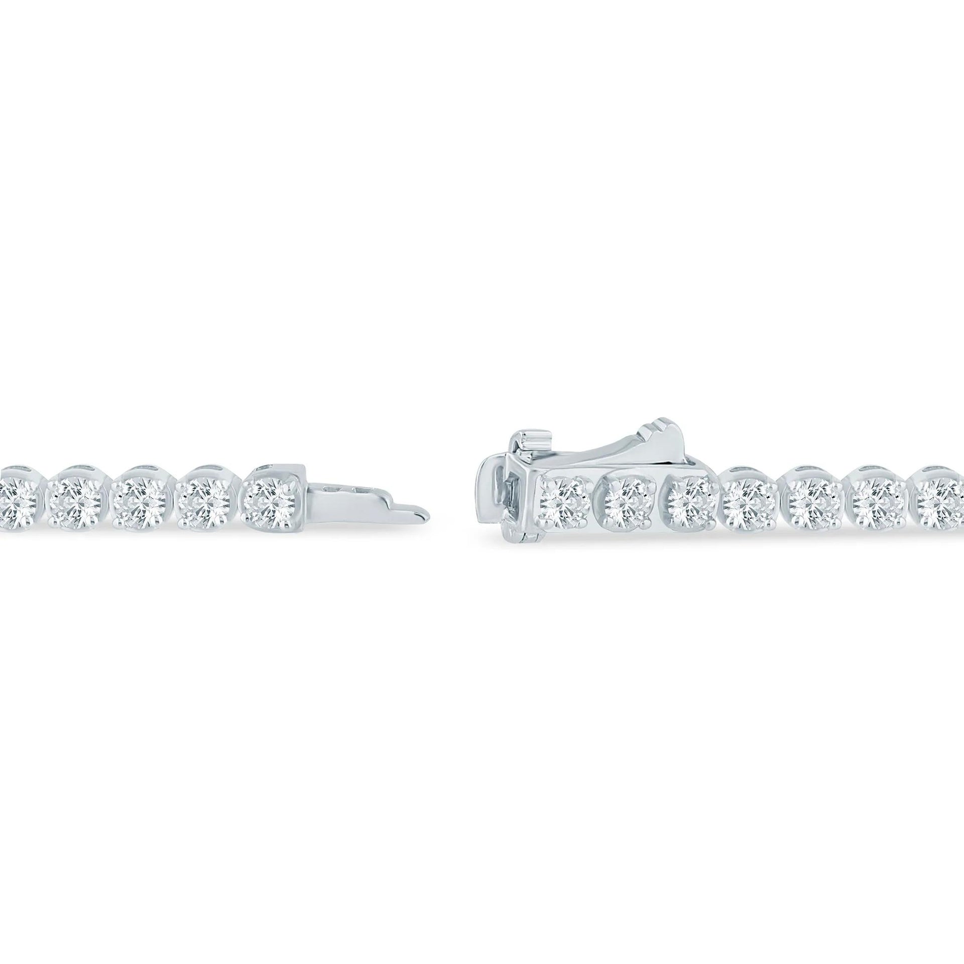 3 CT. Tw. Diamond Tennis Bracelet 10K White Gold Size 2.90mm