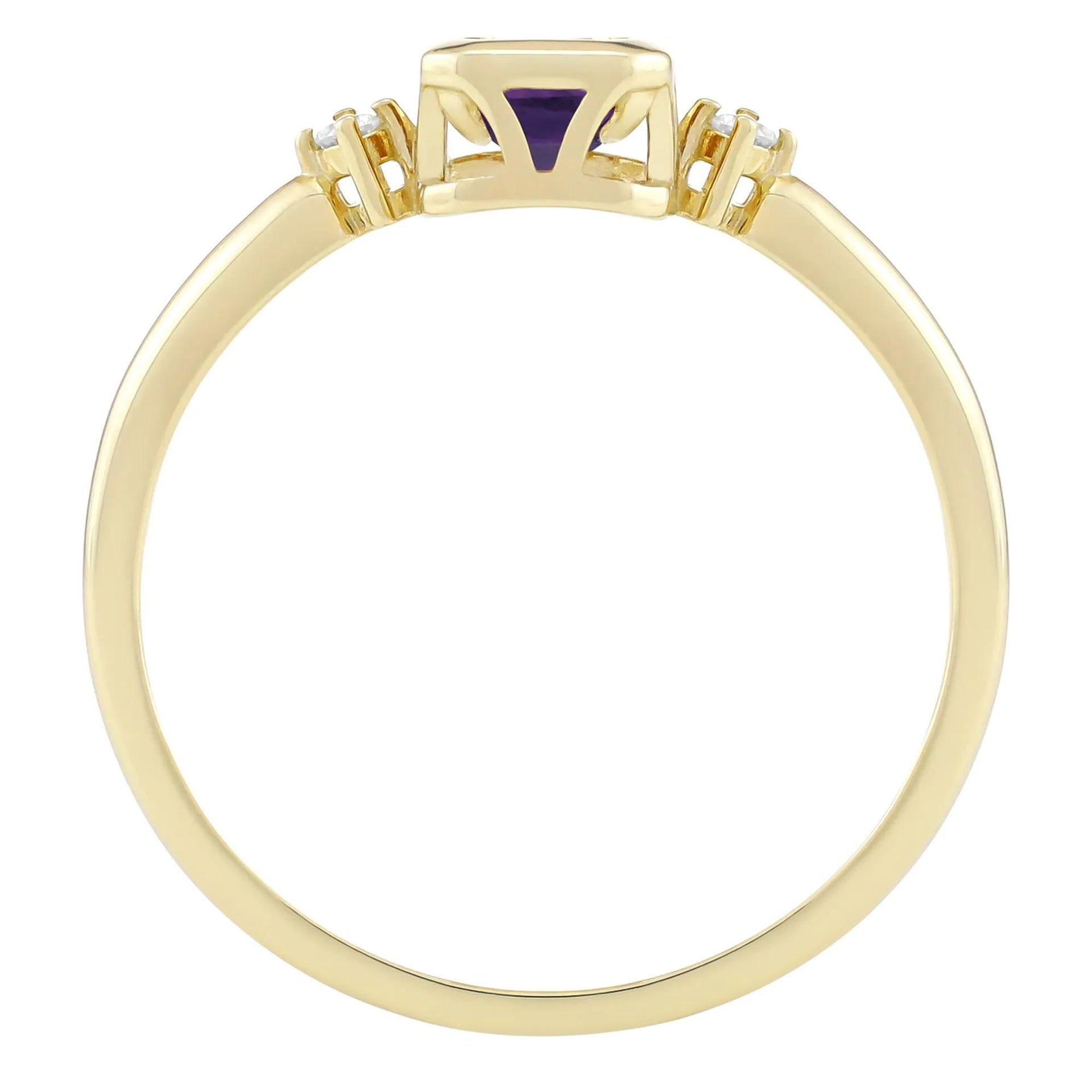 Emerald-Cut Amethyst and Diamond Accent Ring 10K Yellow Gold Size 7.5 1.5mm