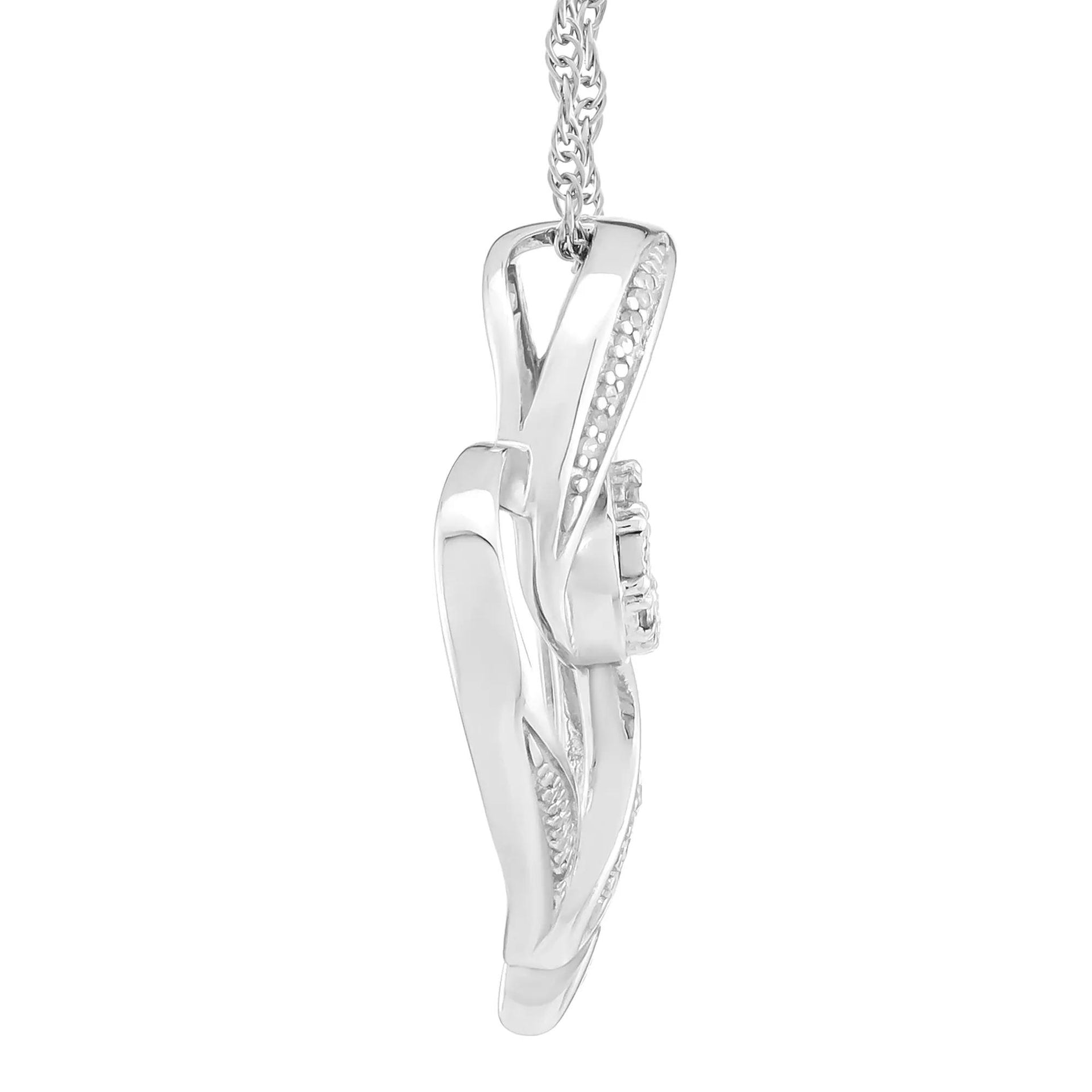 1/5 CT. Tw. Heart-Shaped Diamond Pendant Necklace and Earring Set .925 Sterling Silver White Size 18"