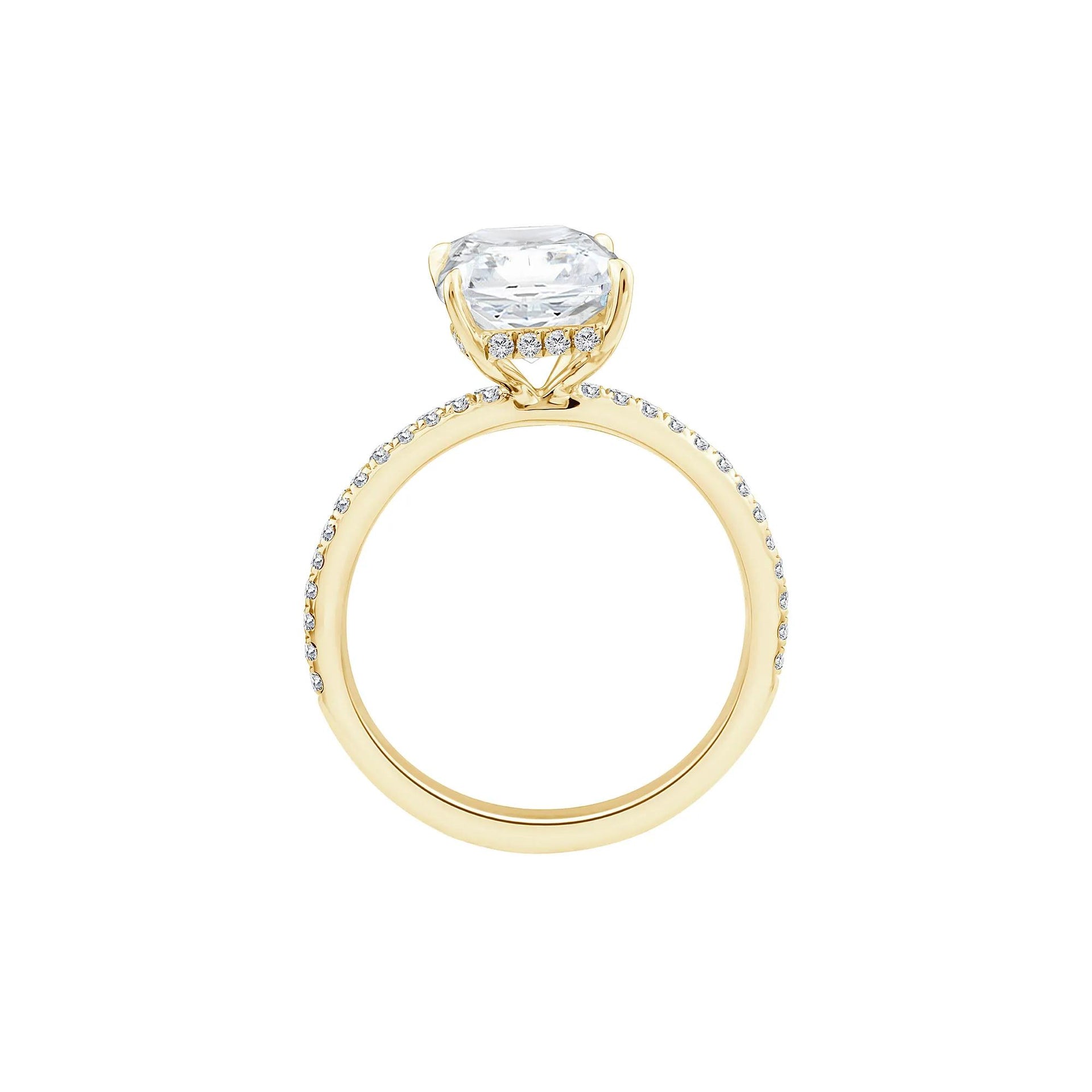 3 1/4 CT. Tw. Lab Grown Diamond Radiant-Cut Engagement Ring 14K Yellow Gold Round Brilliant Cut Size 5 1mm