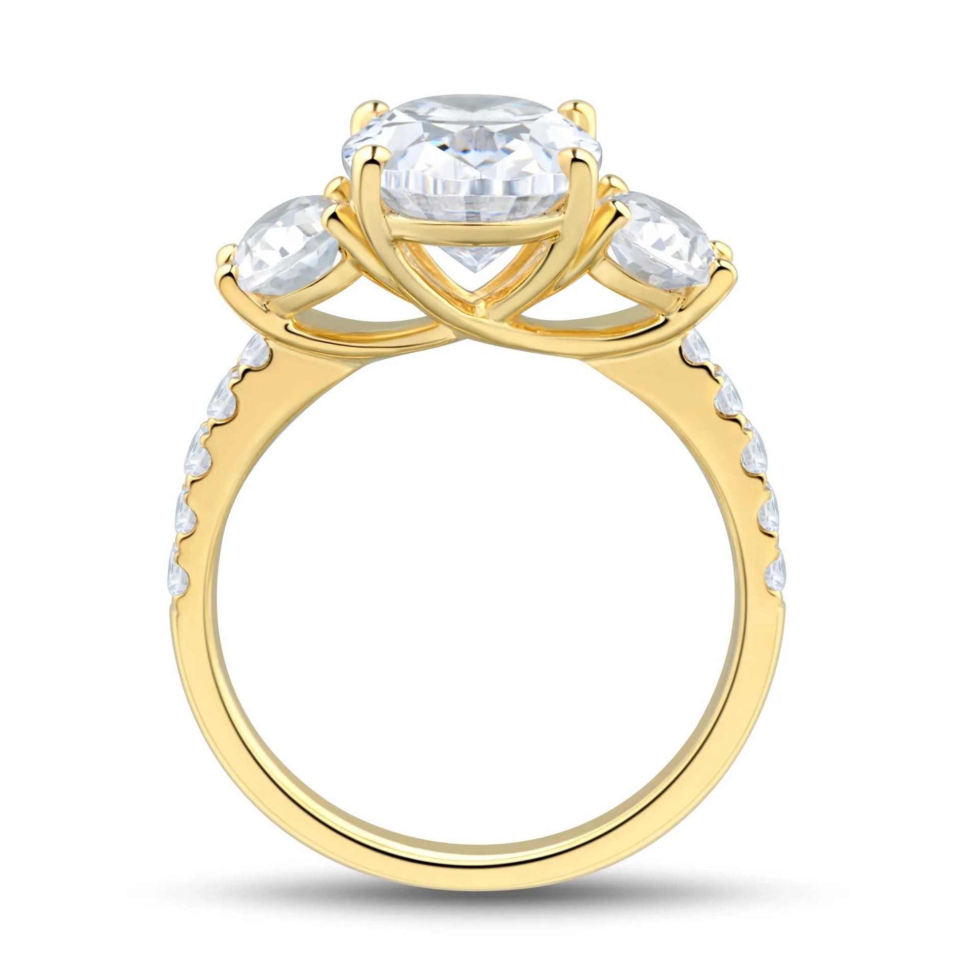 4 1/4 CT. Tw. Lab Grown Diamond Three-Stone Engagement Ring 14K Yellow Gold Round Brilliant Cut Size 7 1.5mm