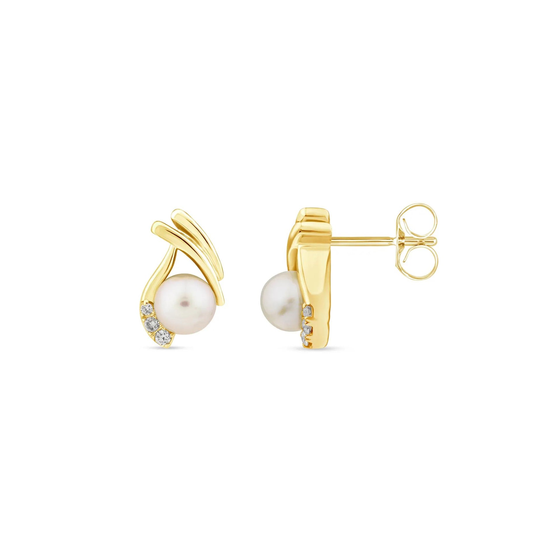 Pearl and Diamond Accent Stud Earrings 10K Yellow Gold Size 7.00mm