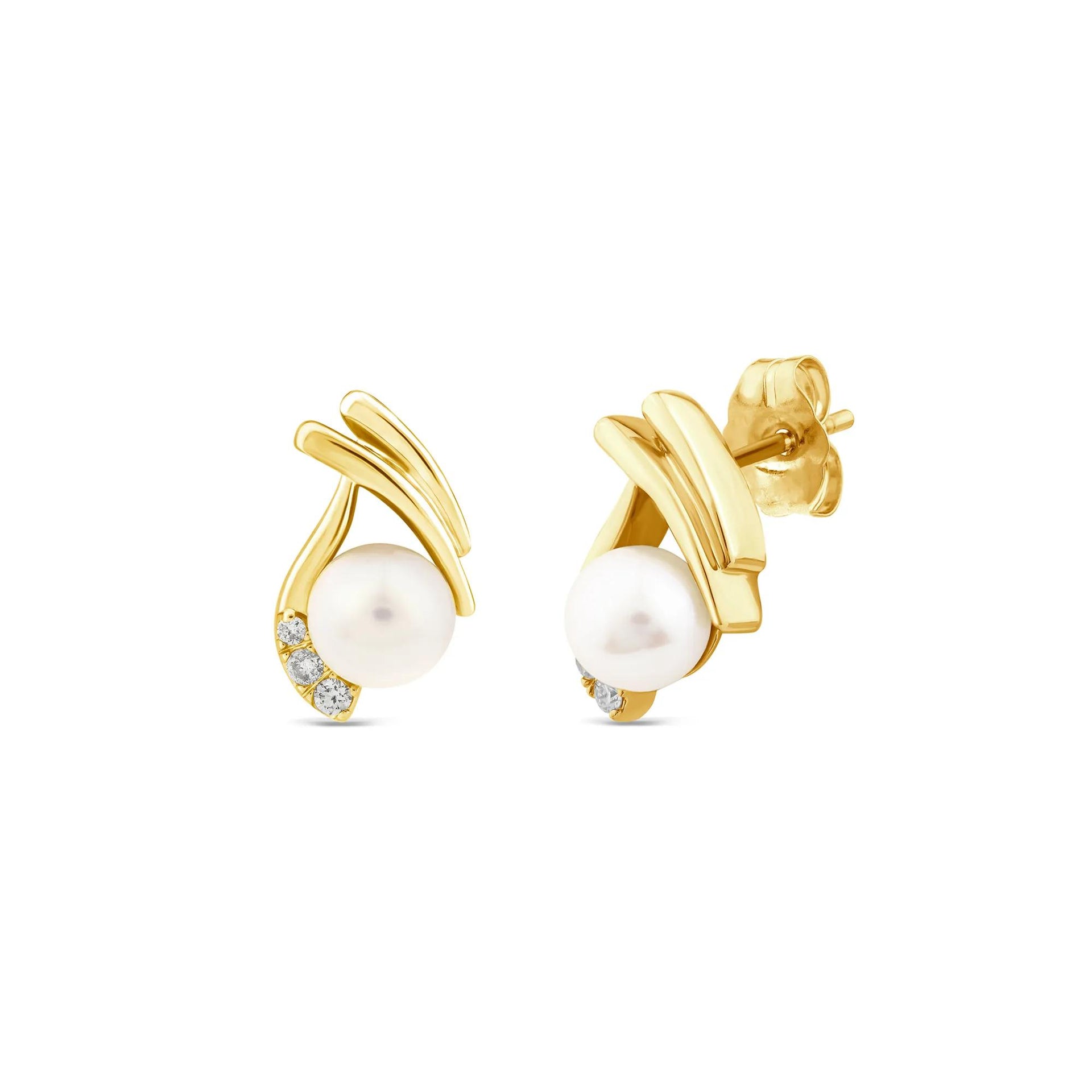 Pearl and Diamond Accent Stud Earrings 10K Yellow Gold Size 7.00mm