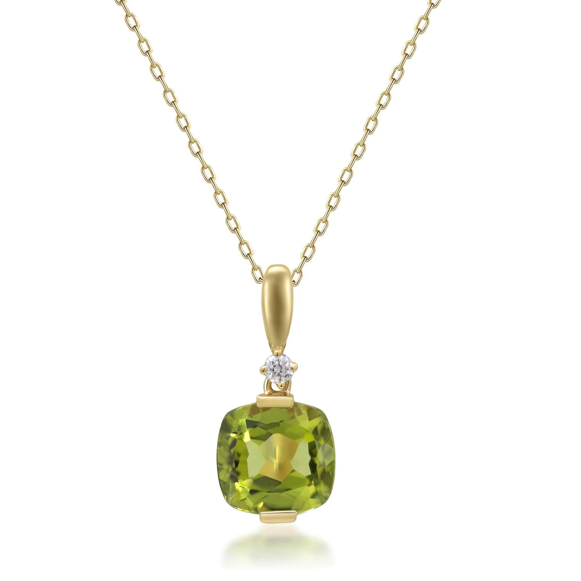 Peridot and Diamond Accent Pendant Necklace 10K Yellow Gold Size 18"