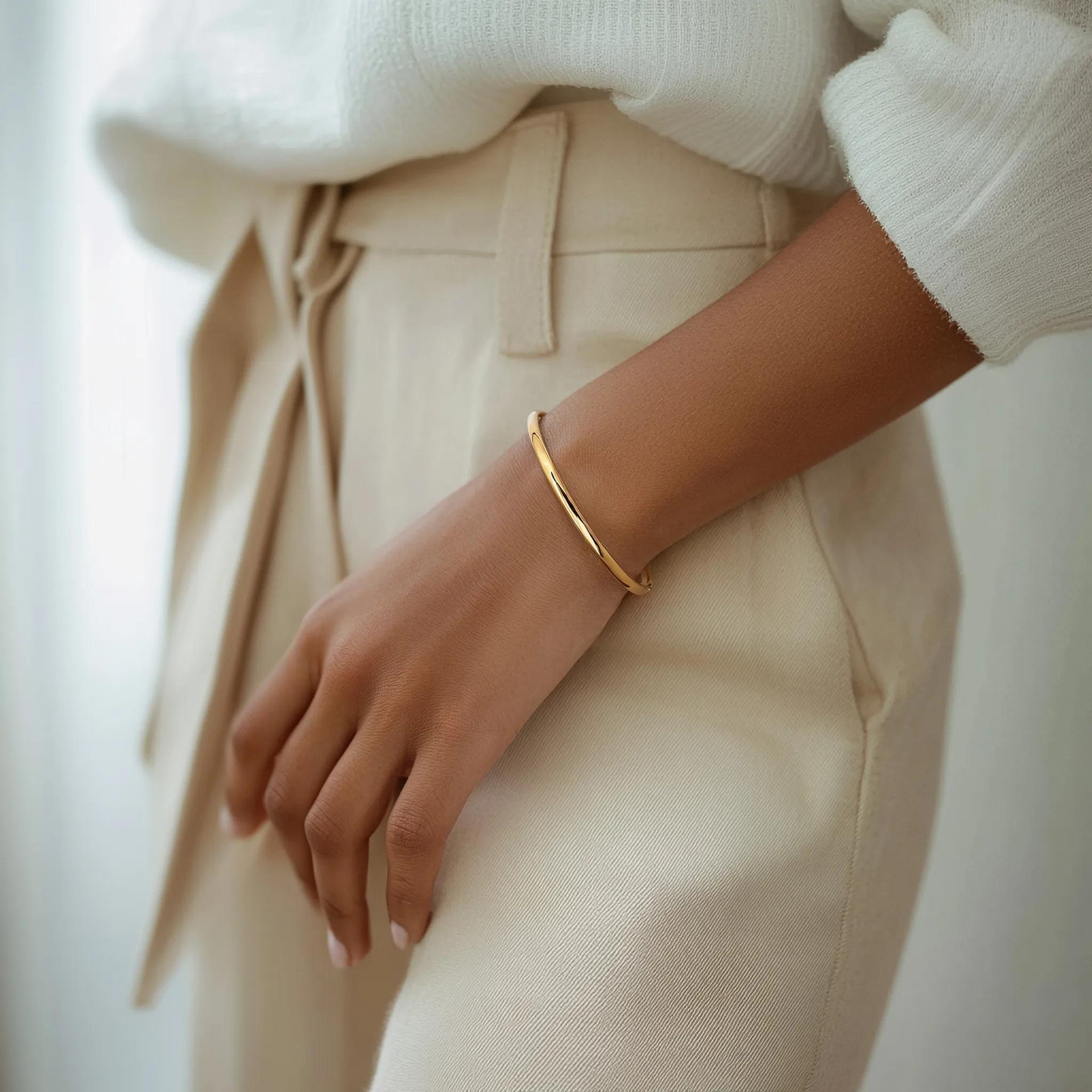 Polished Hinge Bangle Bracelet 14K Yellow Gold Size 7"