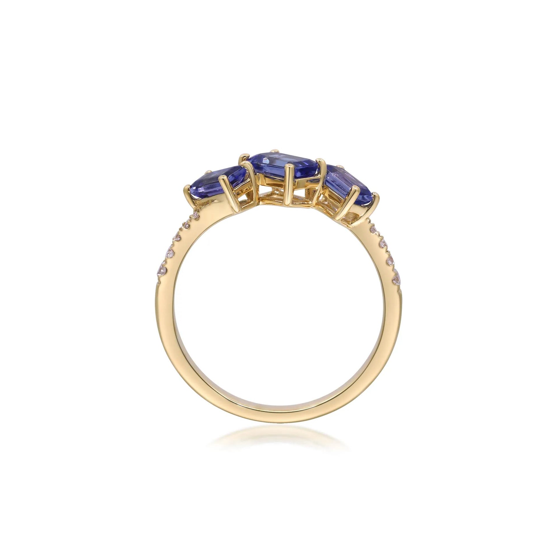 1/10 CT. Tw. Tanzanite and Diamond Accent Ring 10K Yellow Gold Round Brilliant Cut Size 5 2mm