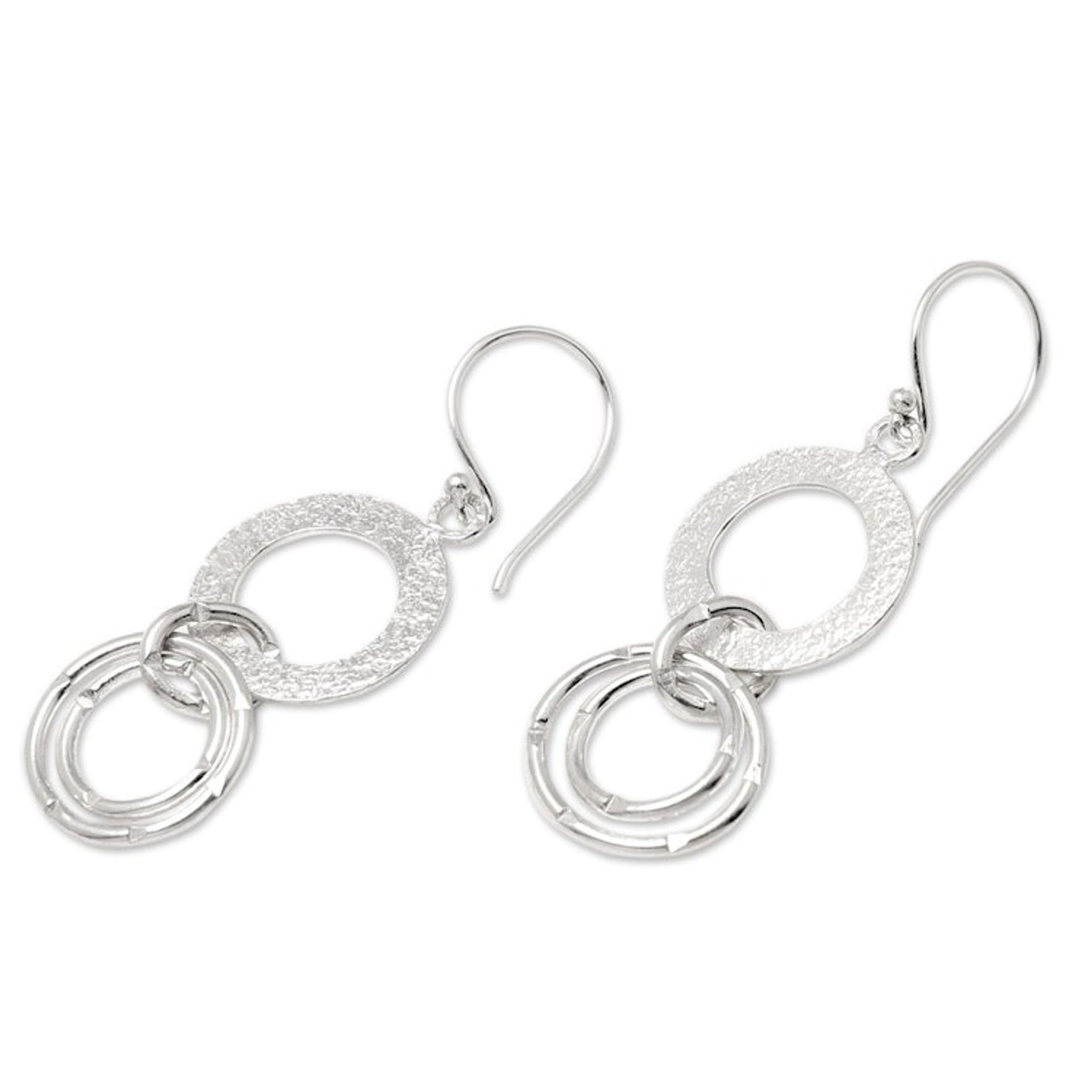 Modern Silver Dangle Earrings with Interlocking Rings 'Stellar Rings'