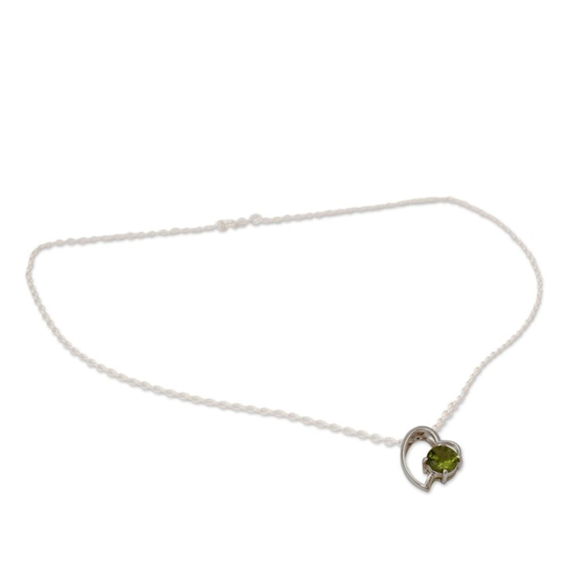 Indian Heart Jewelry Sterling Silver and Blue Topaz Necklace 'Promise of Love'