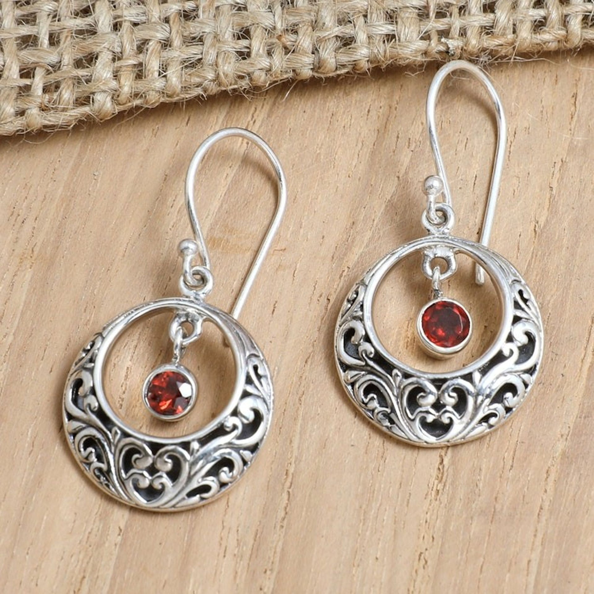 Sterling Silver Dangle Earrings with Swaying Garnet Stone 'Baturiti Garden in Red'