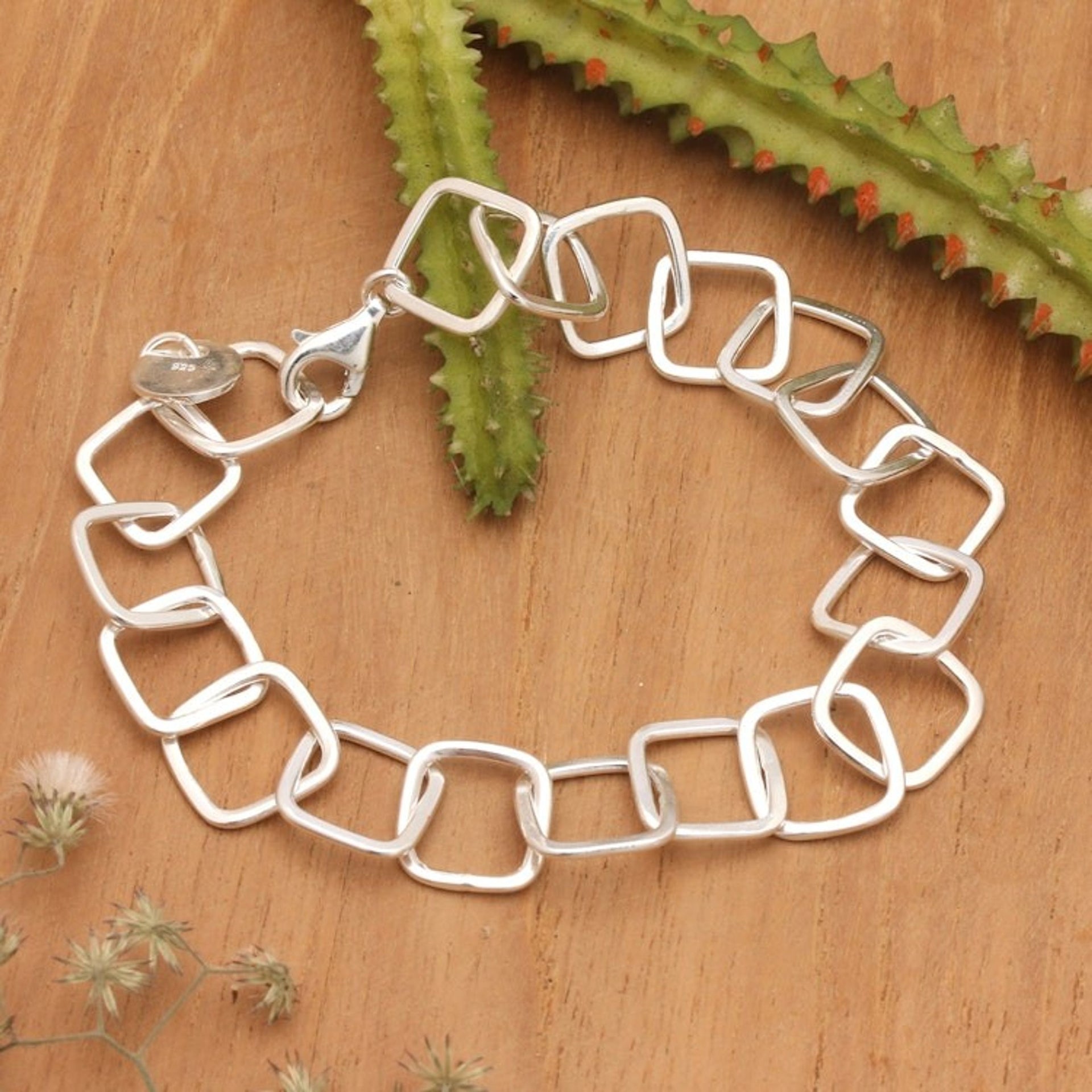 High Polished Square-Shaped Sterling Silver Link Bracelet 'Square Promise'