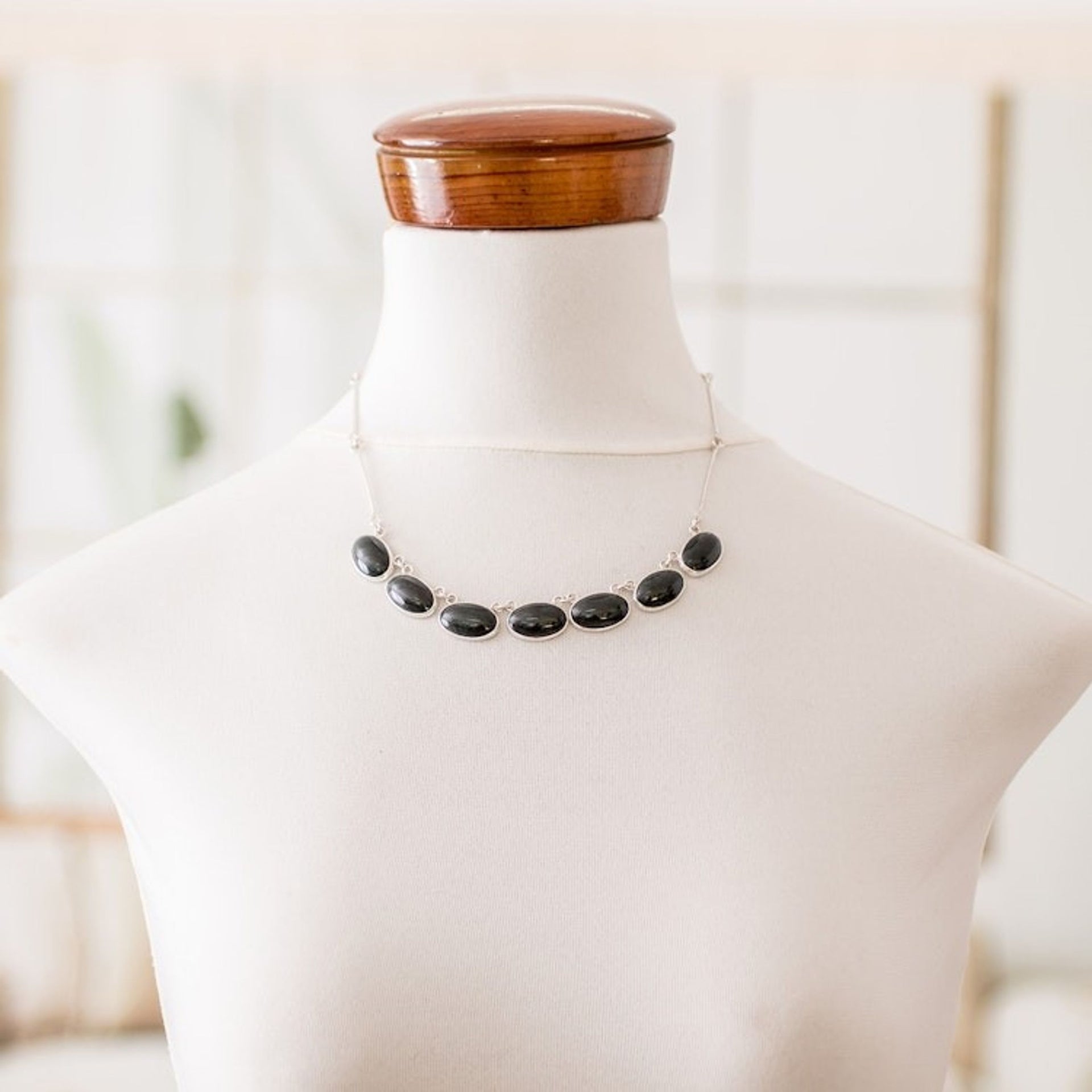 925 Silver Pendant Necklace with Oval Dark Green Jade Stones 'Maya Splendor'