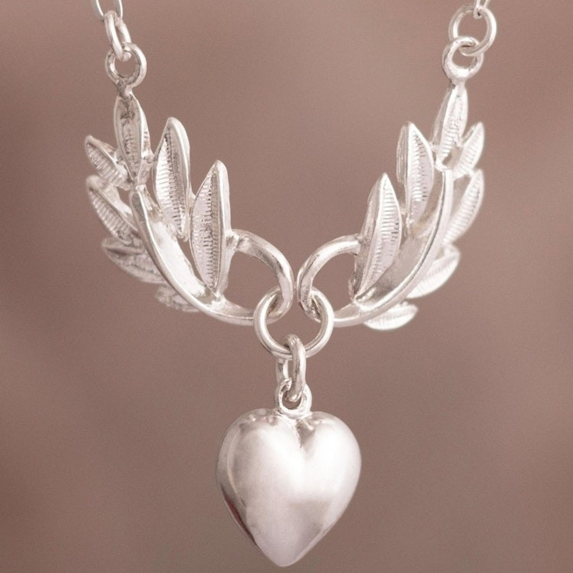 925 Sterling Silver Pendant Necklace With Heart and Branches 'Heart Victorious'
