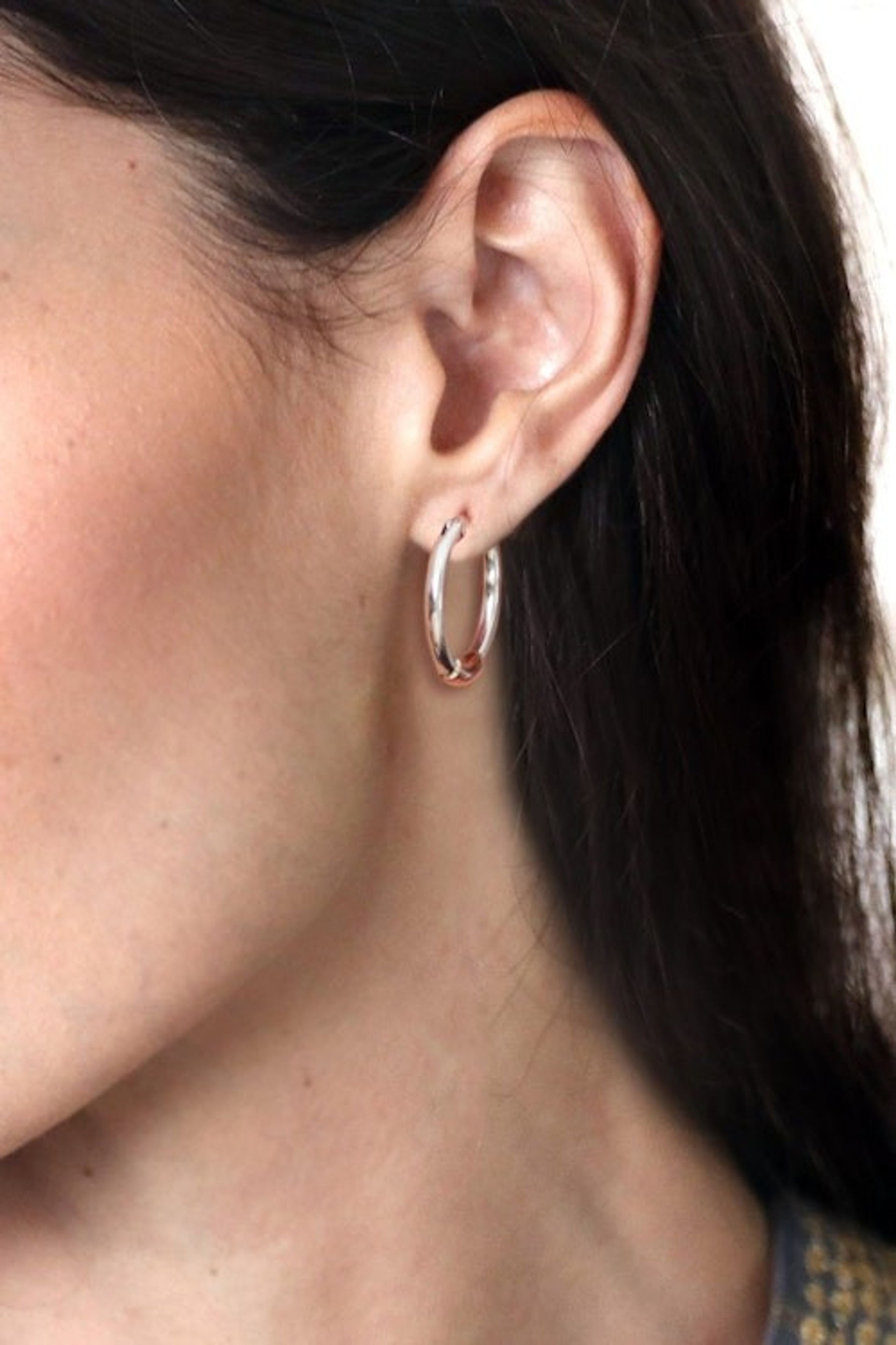 Minimalist Taxco Silver Hoop Earrings with Copper Accents 'Metallic Allure'